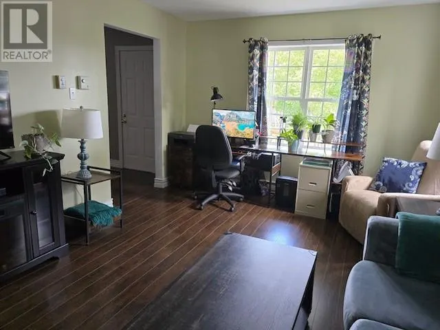 6 Steadyview Drive