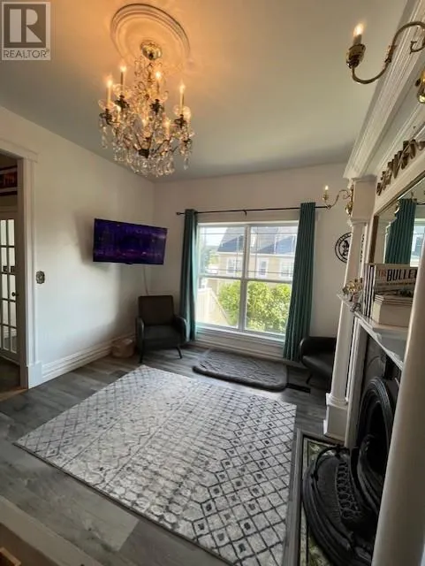 176 Pleasant Street