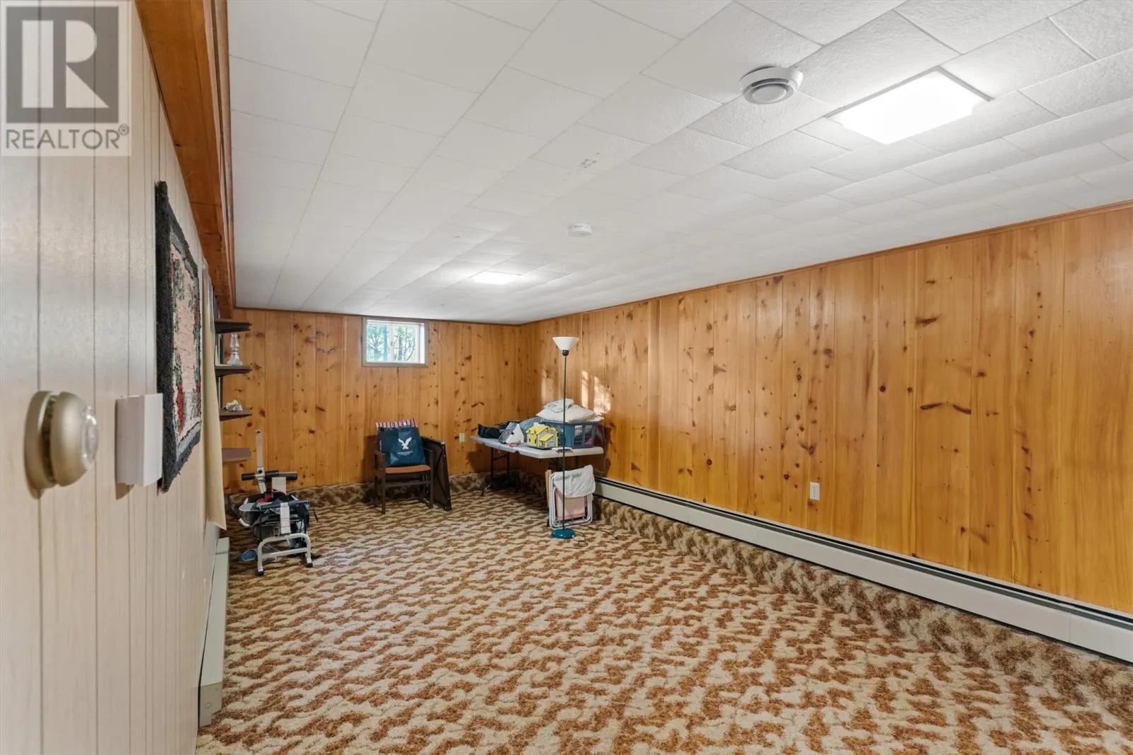 35 Pine Tree Road