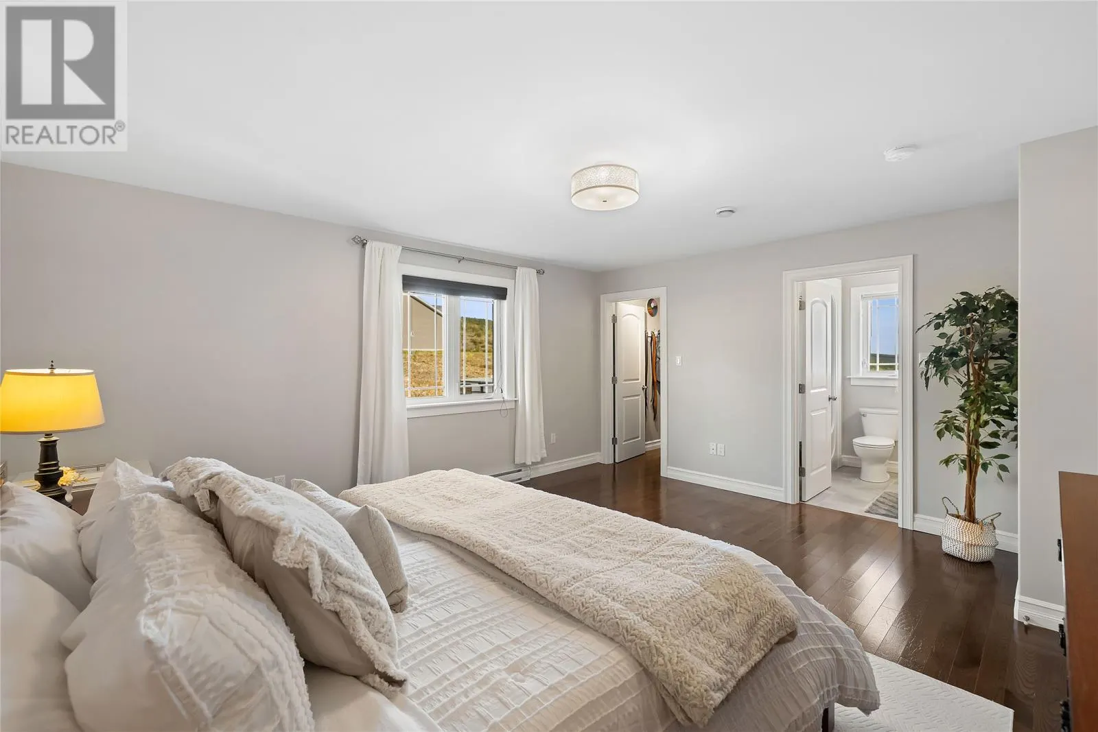 6 Dunn Drive