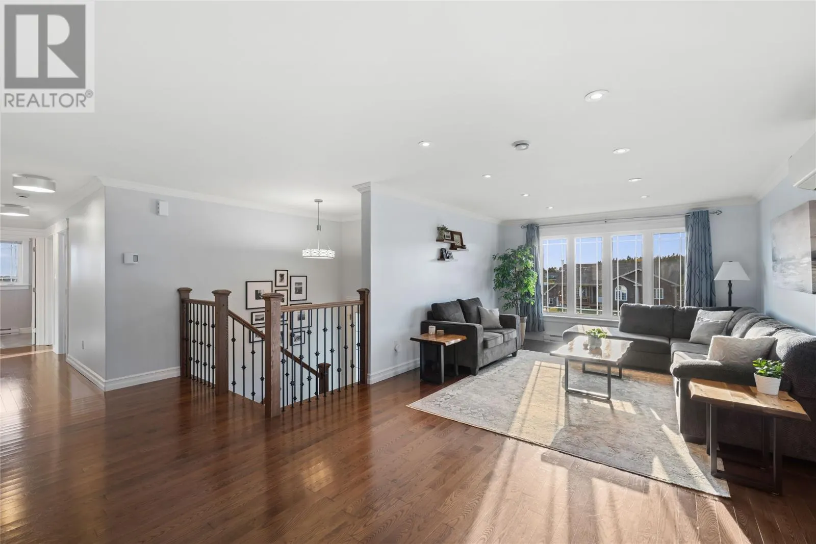 6 Dunn Drive