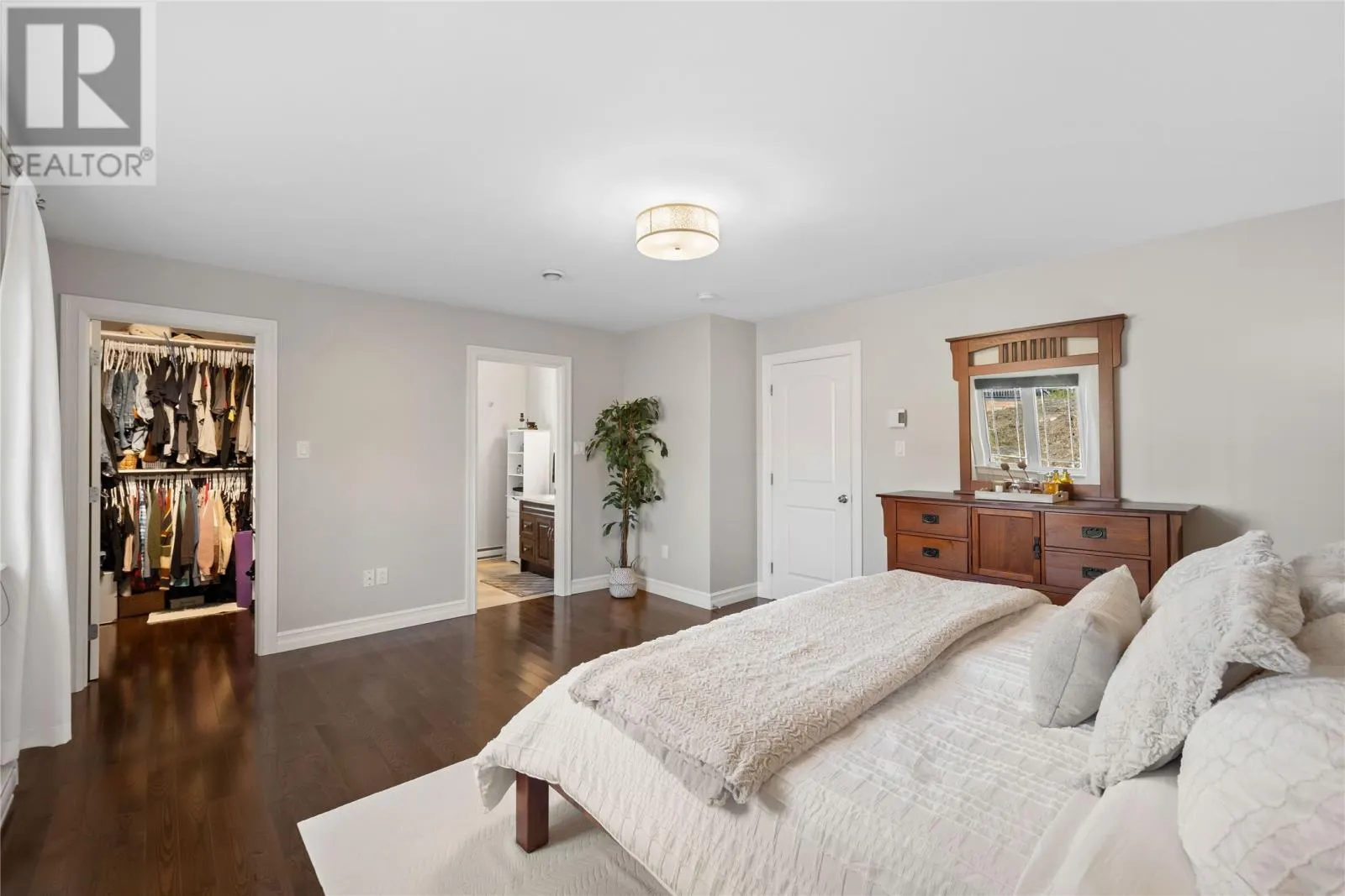 6 Dunn Drive