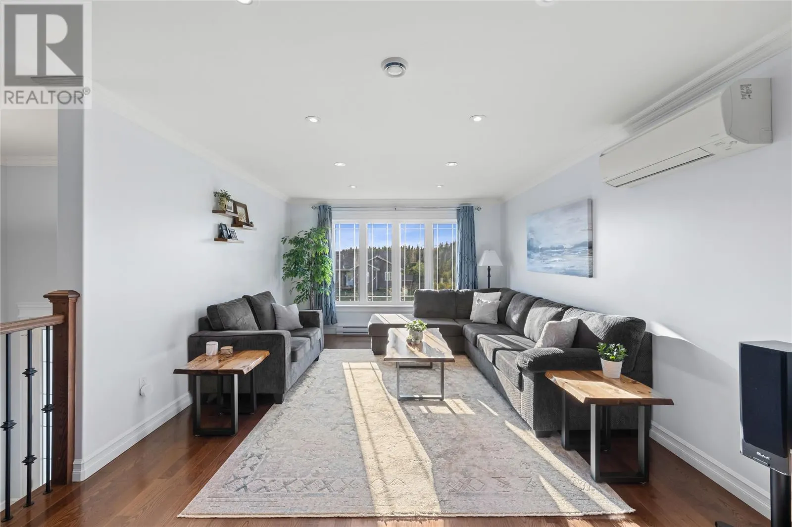 6 Dunn Drive