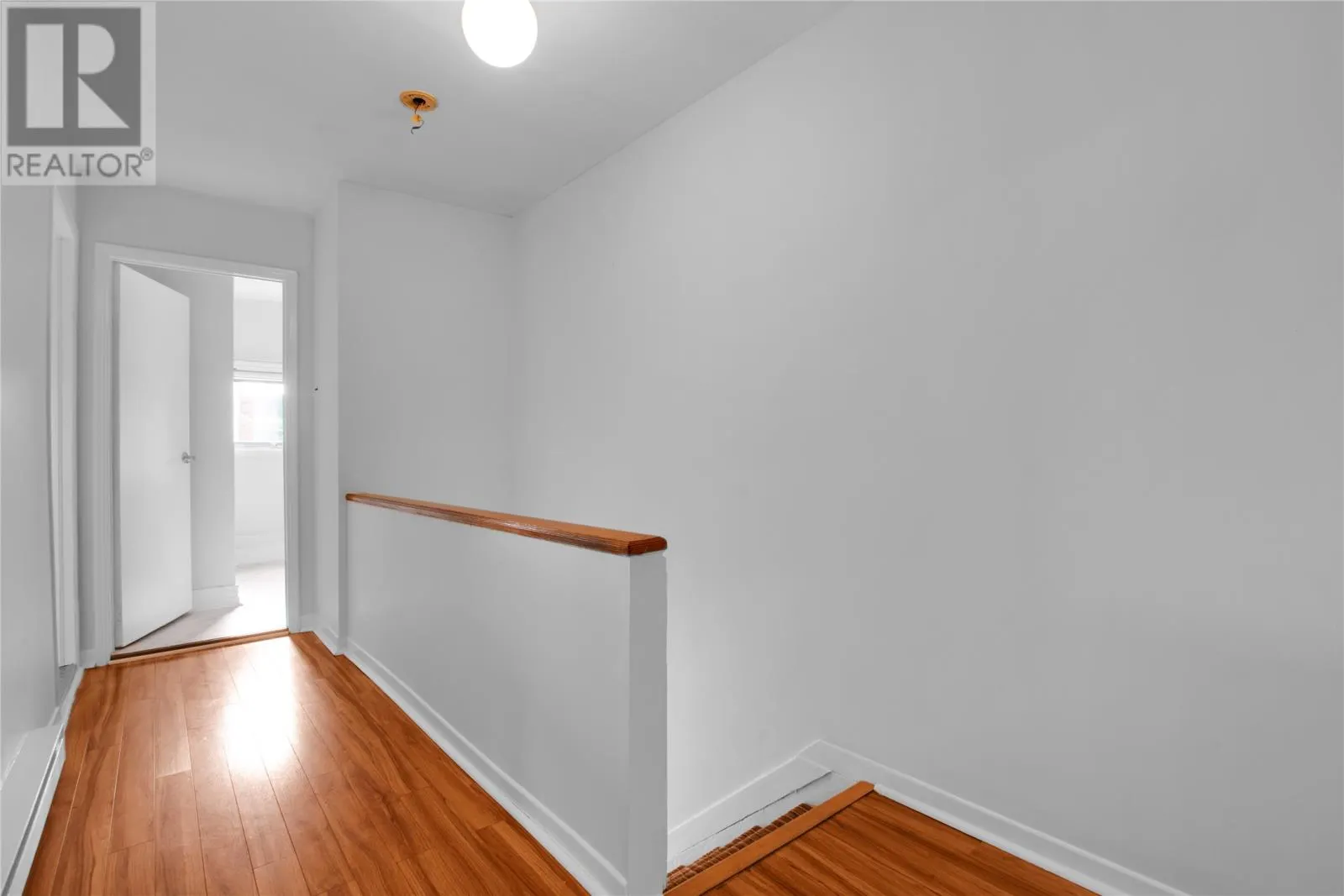 24 Cabot Street