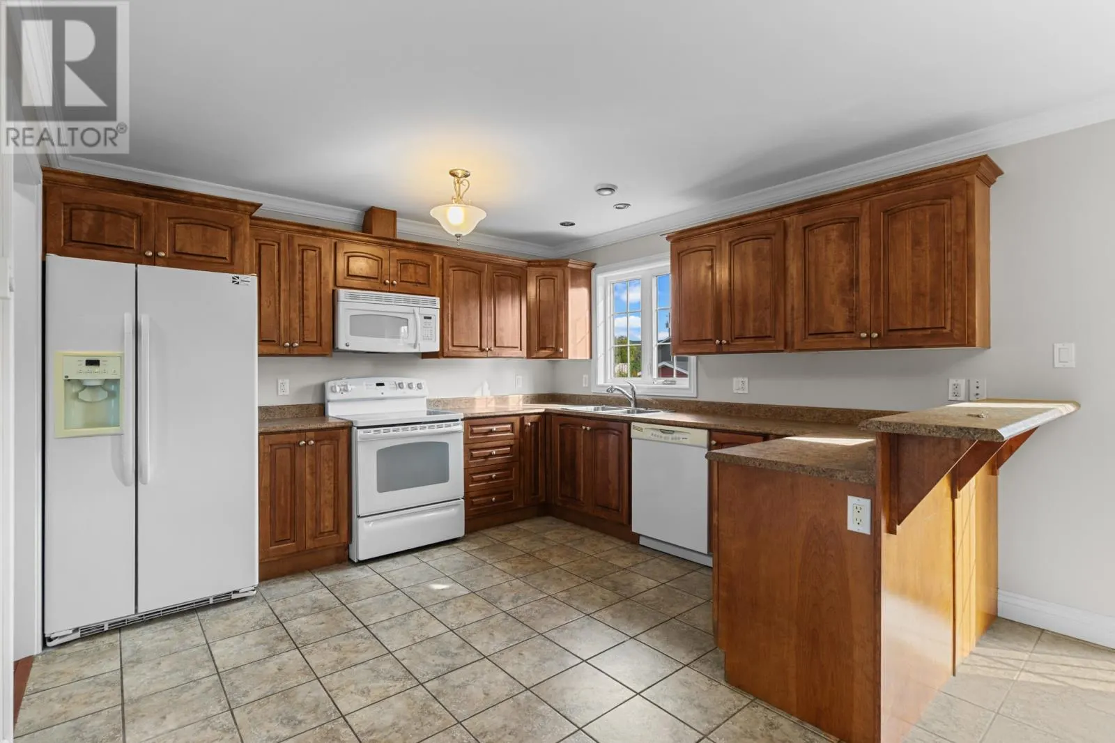 7 Kingsway Drive