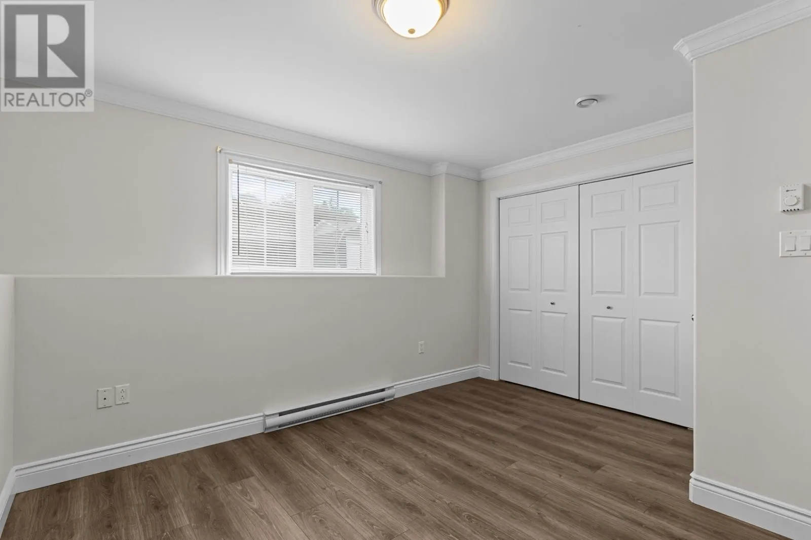 7 Kingsway Drive