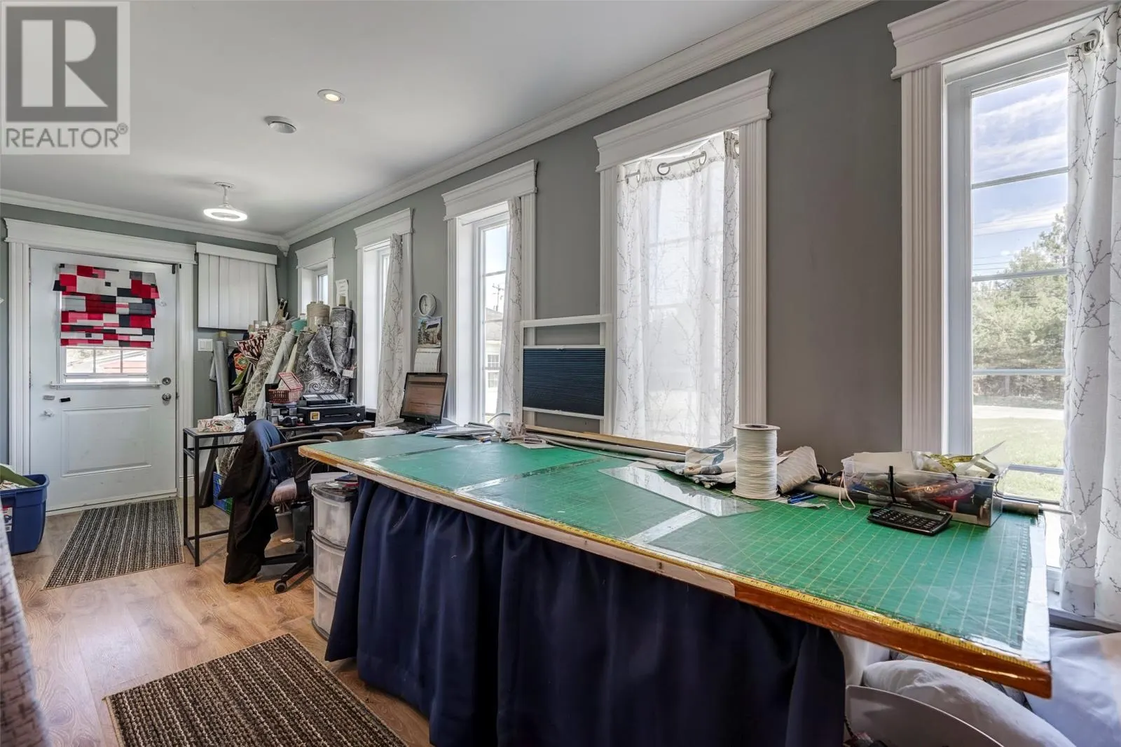 36 Bareneed Road