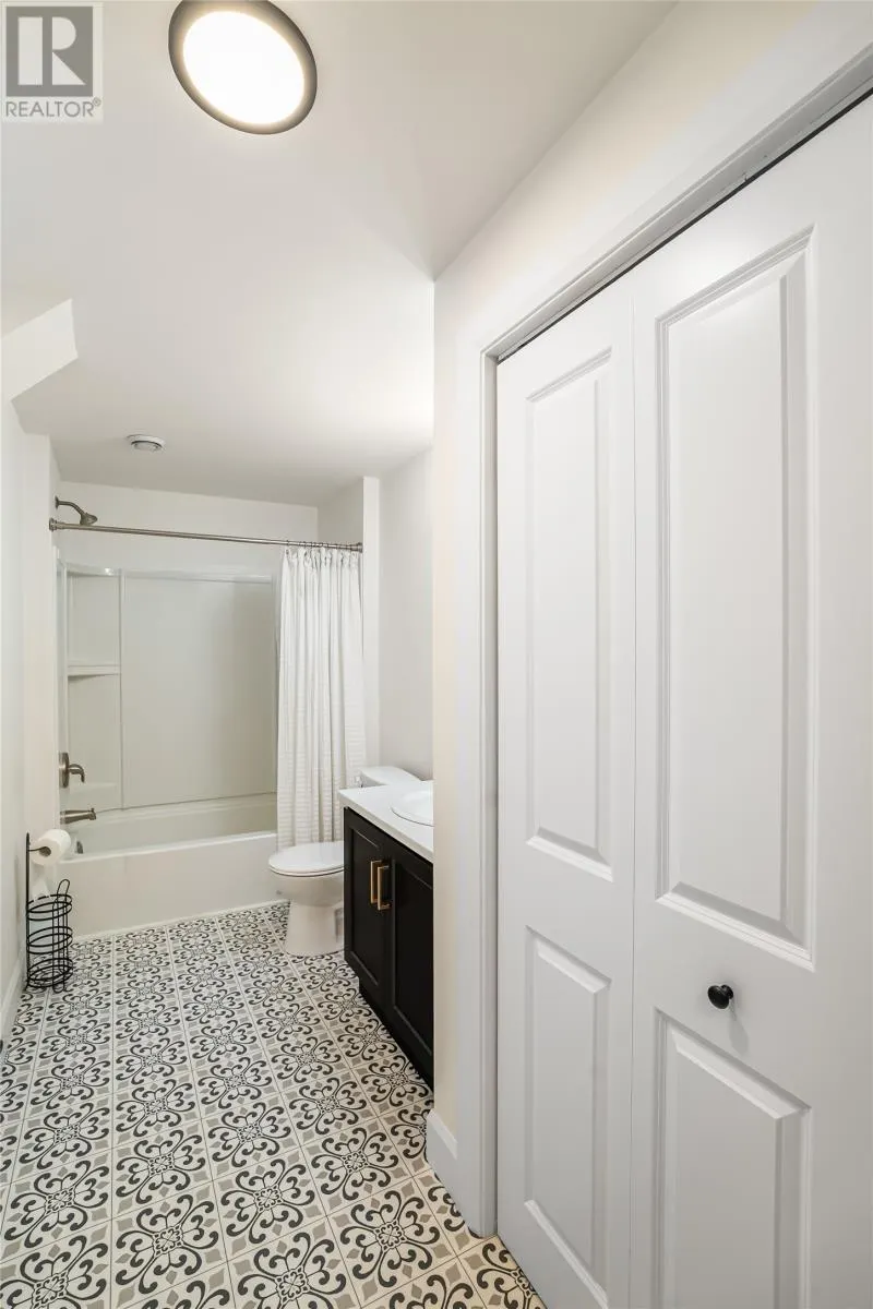 15 Rembrandt Boulevard