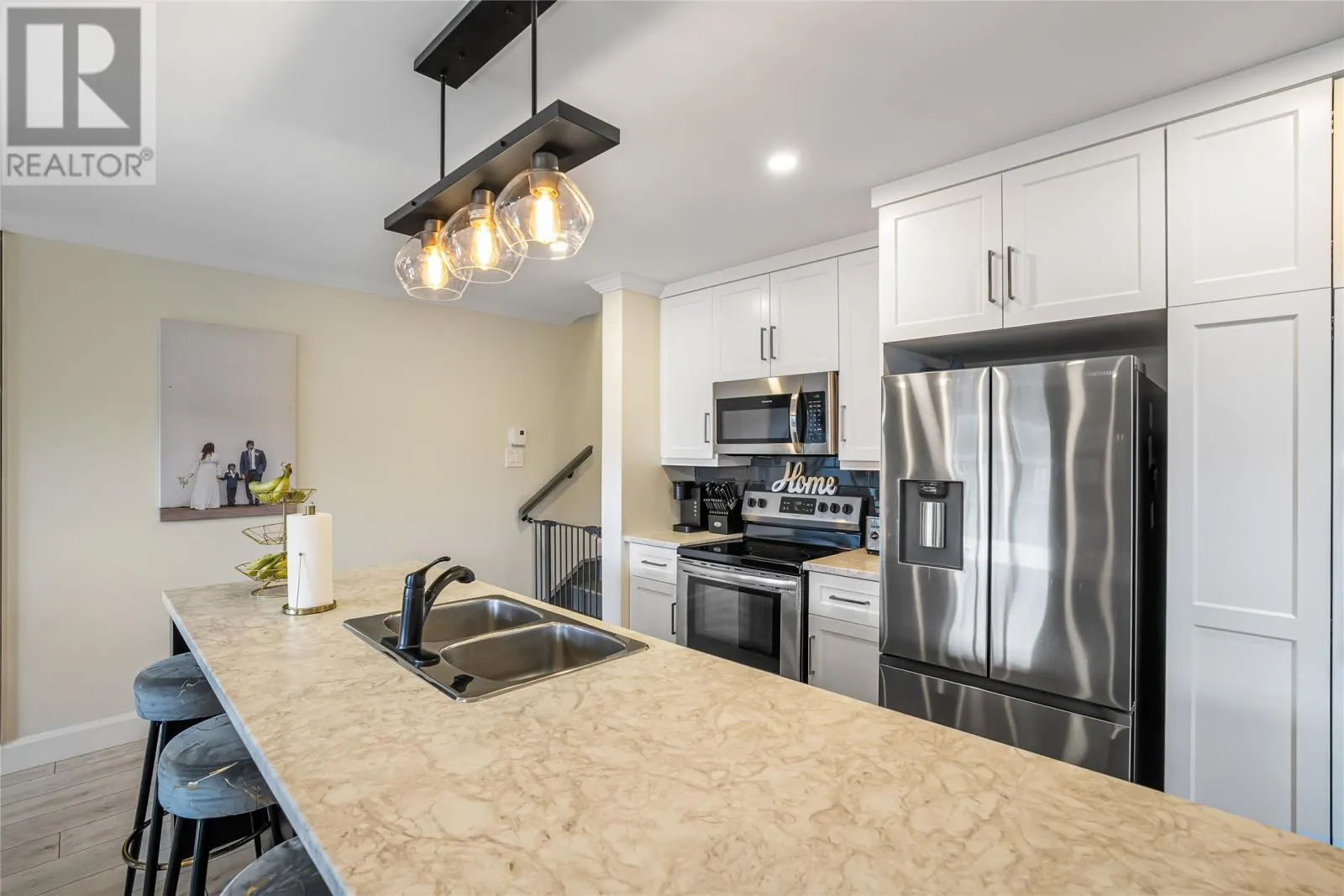 15 Rembrandt Boulevard