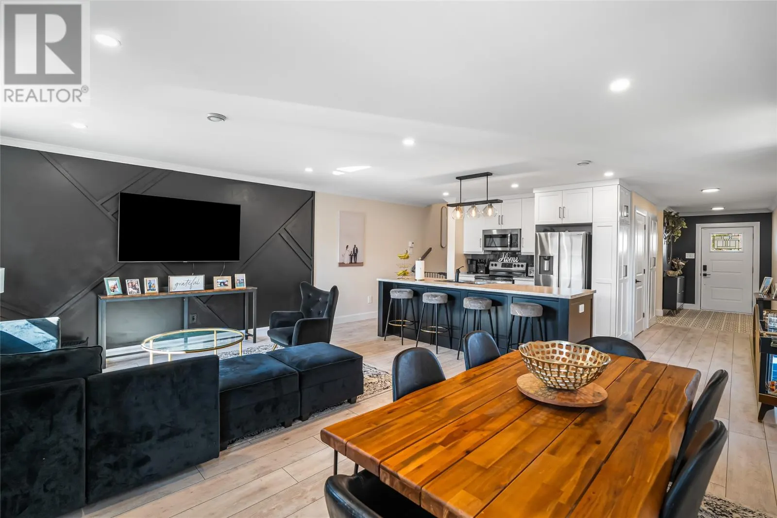 15 Rembrandt Boulevard