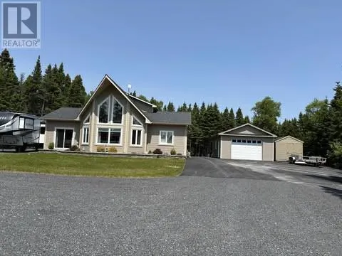 18 Angle Pond Road