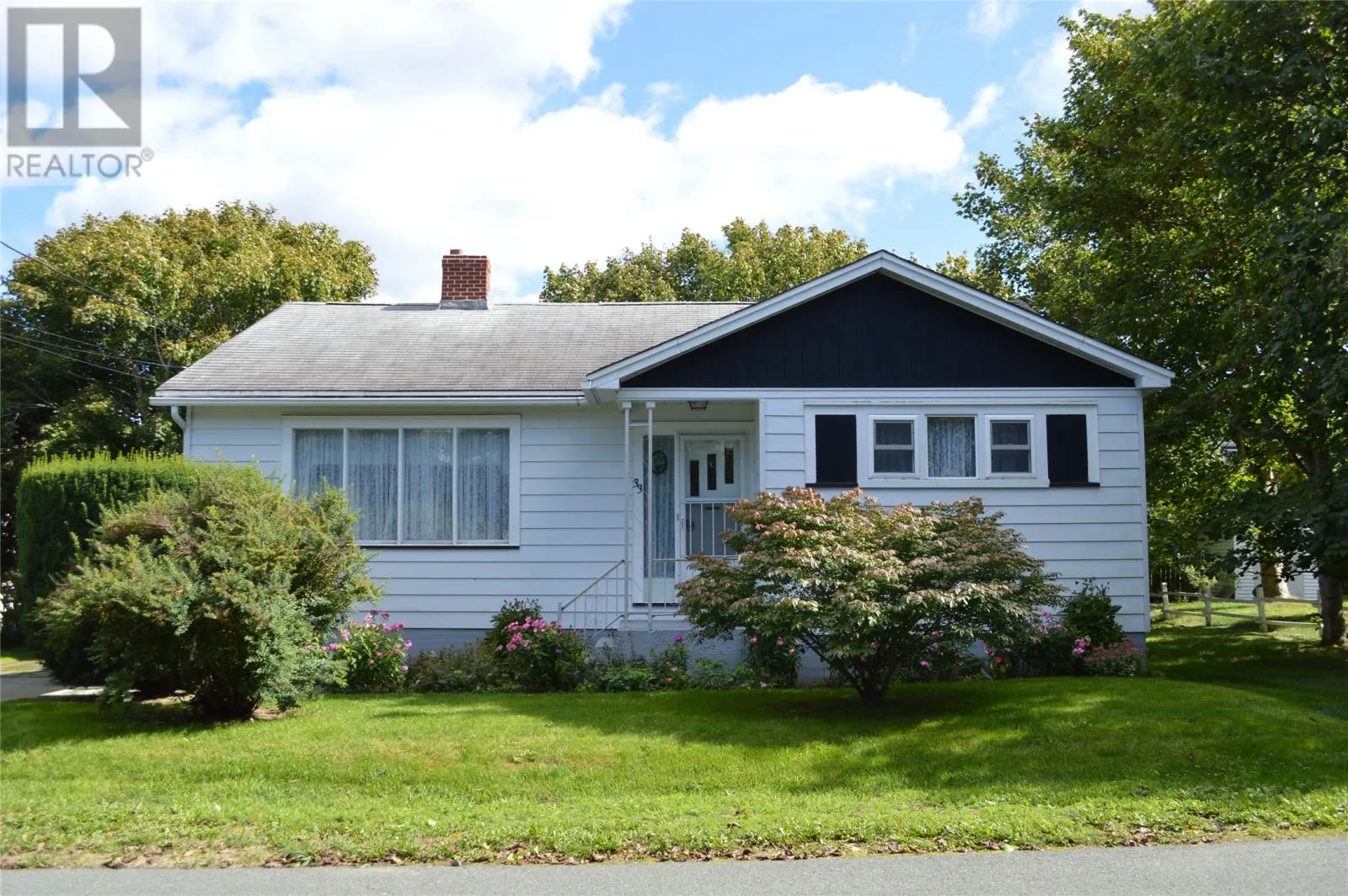 33 Cedar Drive