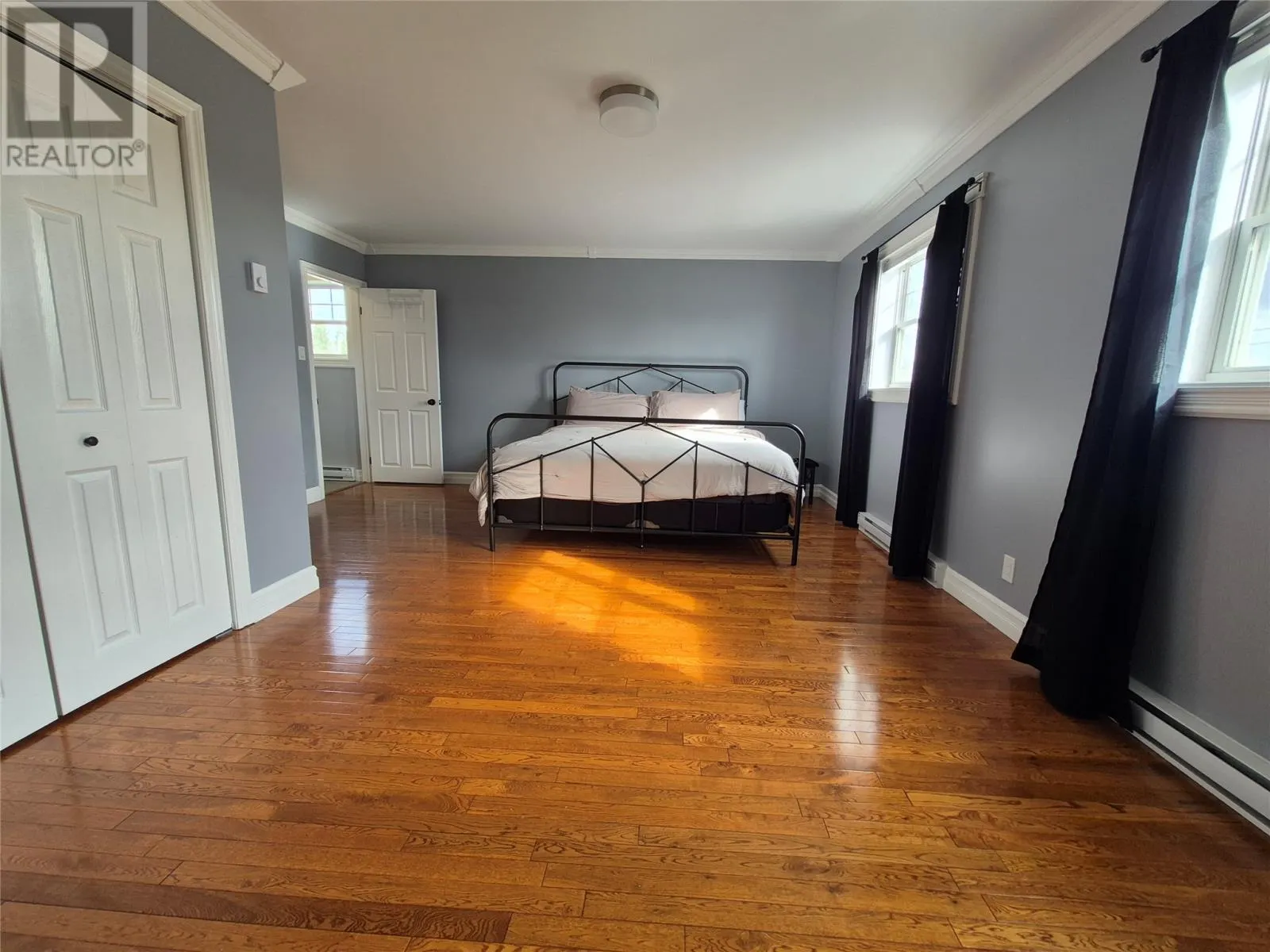 554 Main Street