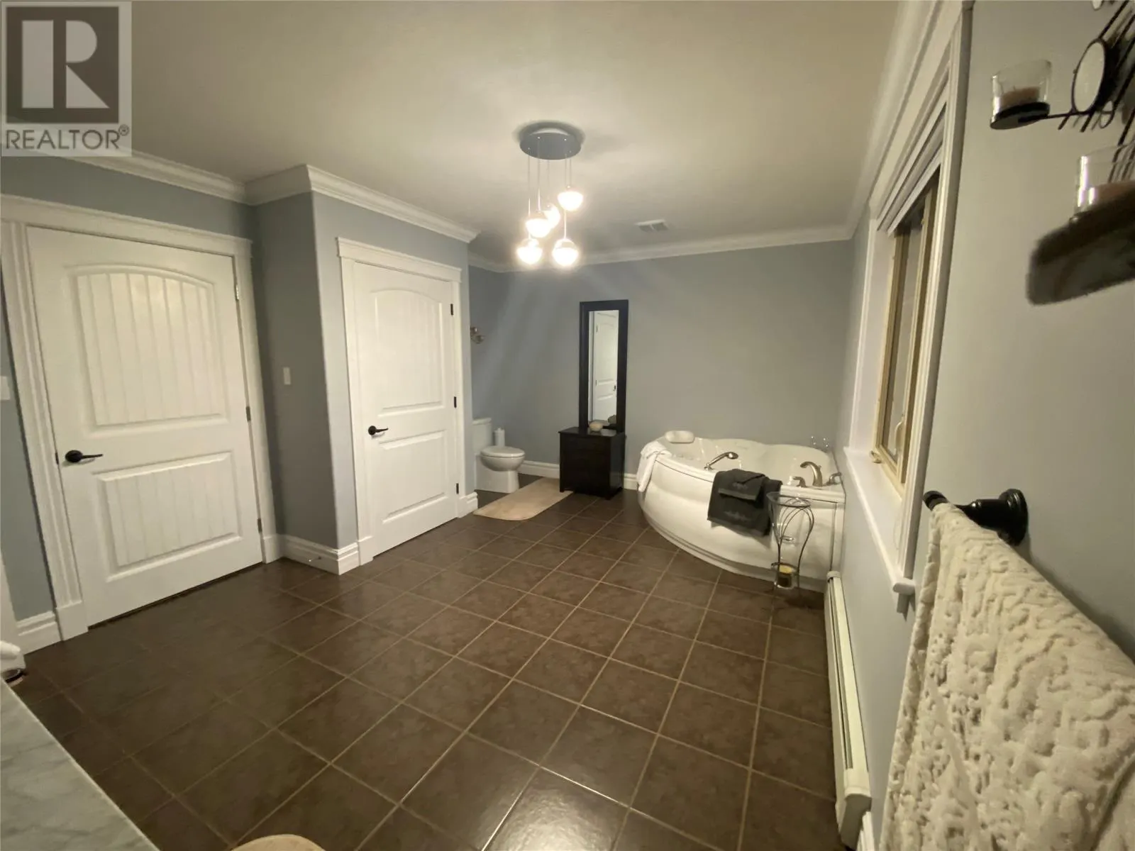 2 Mountainview Lane