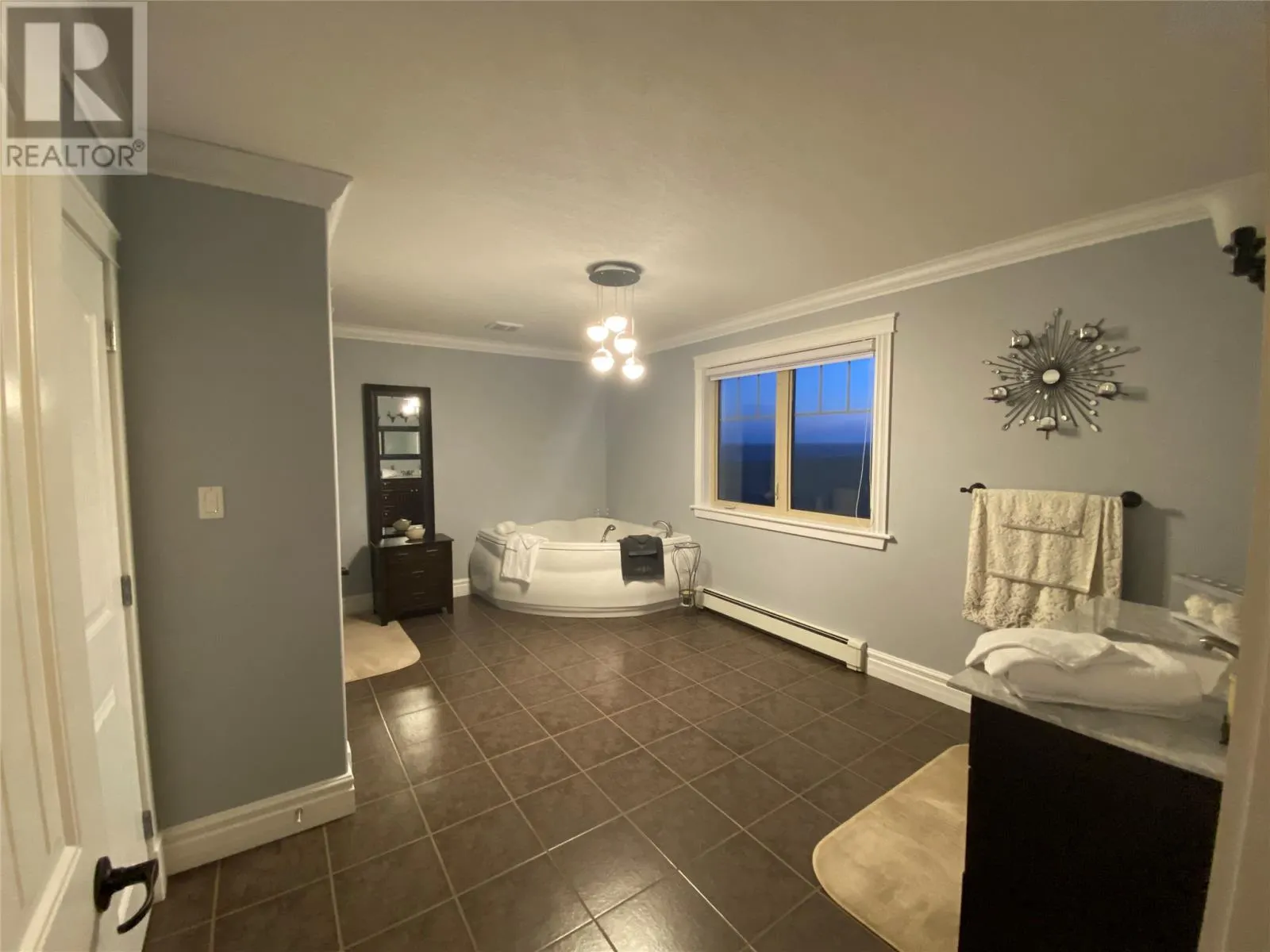 2 Mountainview Lane