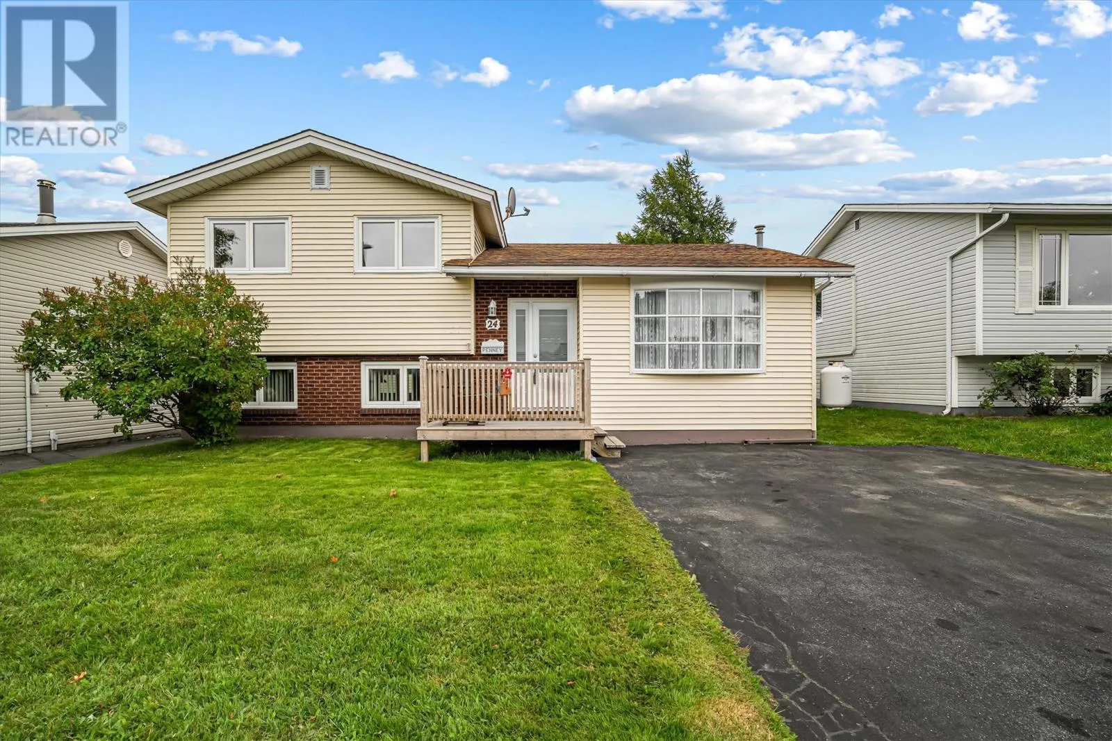 24 McGill Crescent