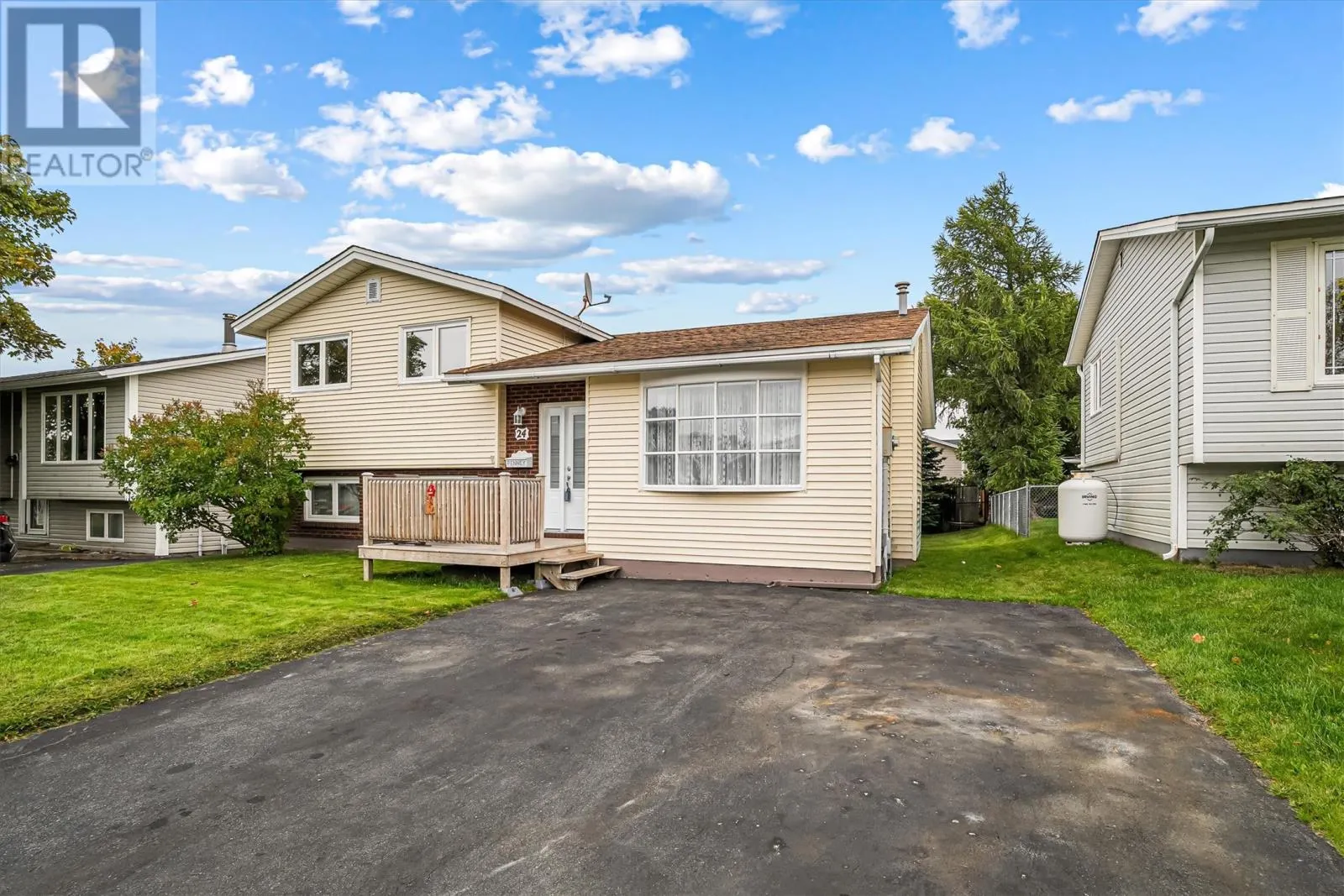 24 McGill Crescent