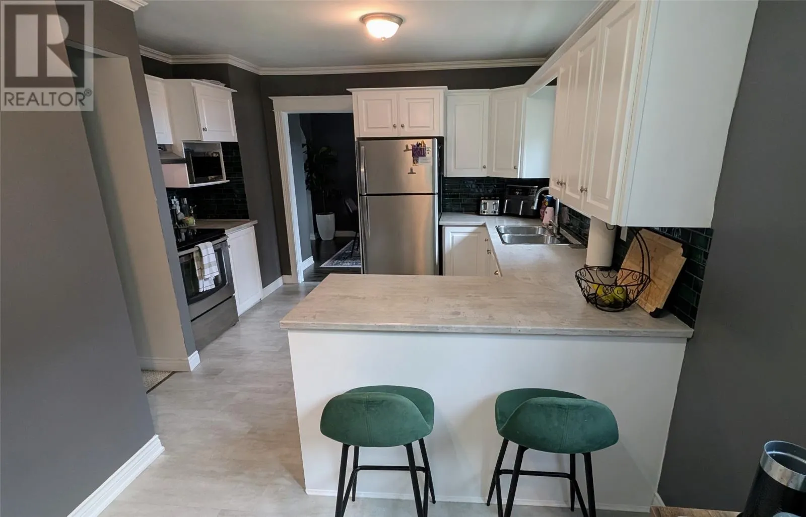 380 Airport Heights Drive
