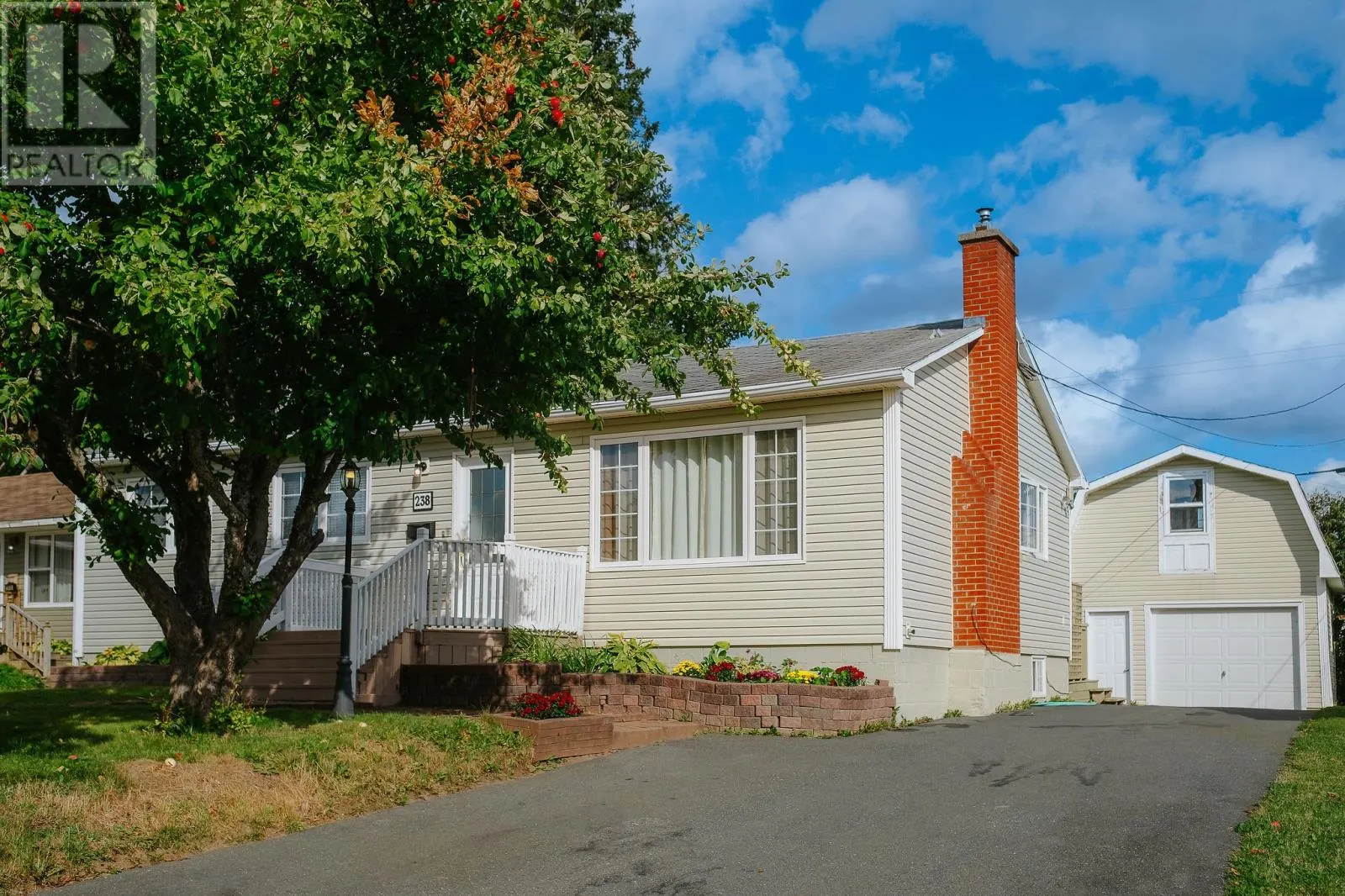 238 Elizabeth Drive