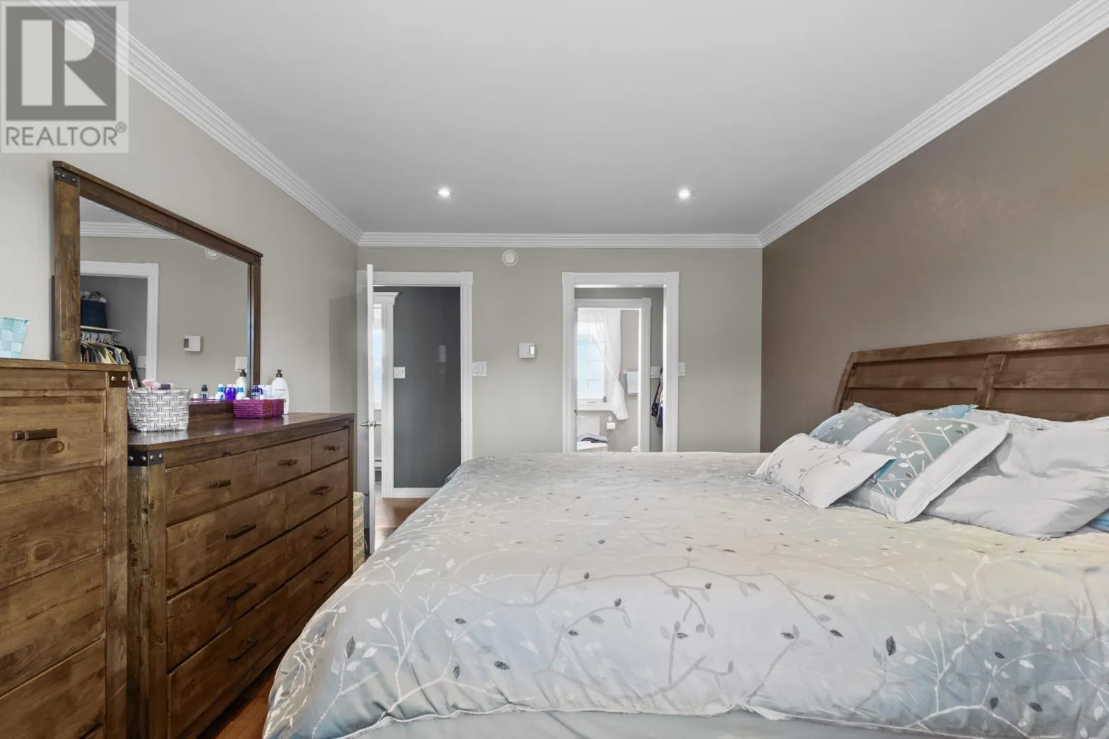 271 Dogberry Hill Road