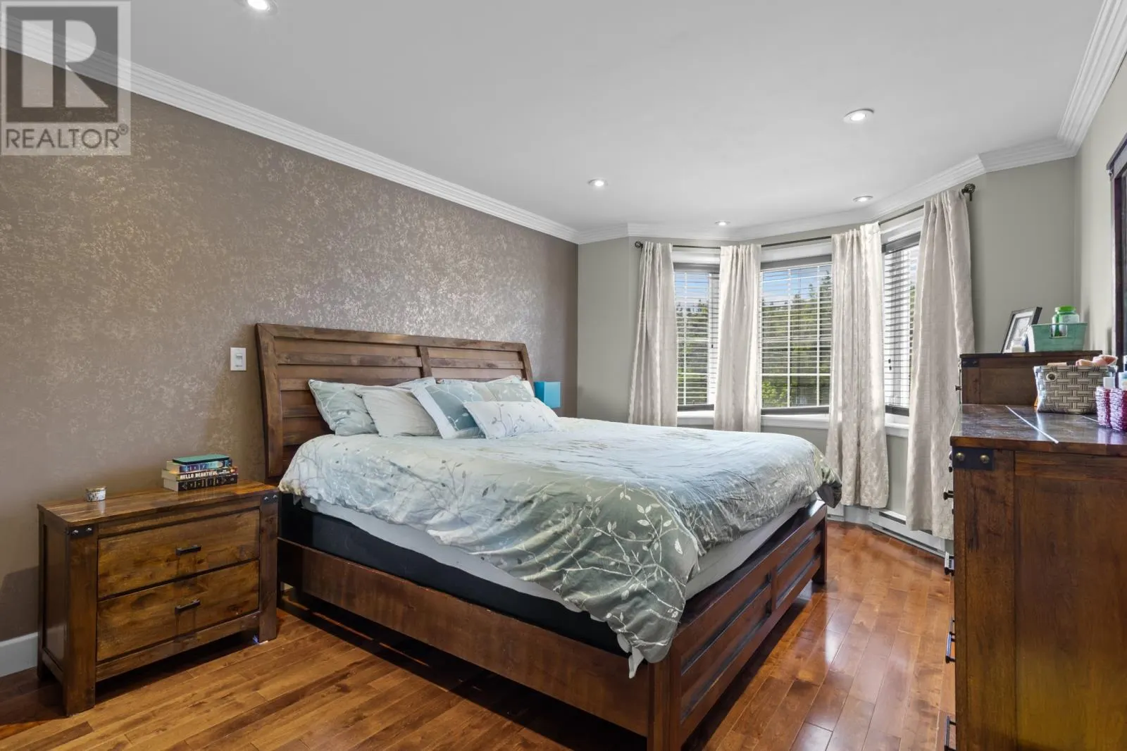 271 Dogberry Hill Road