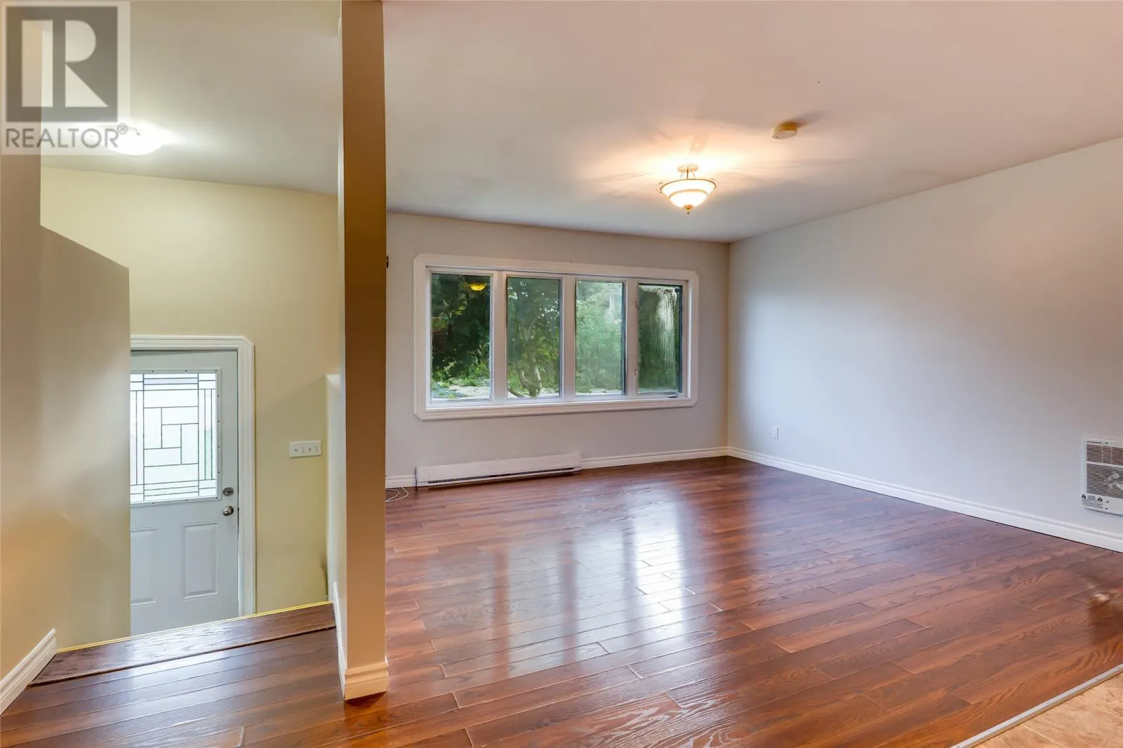 4 Rectory Avenue