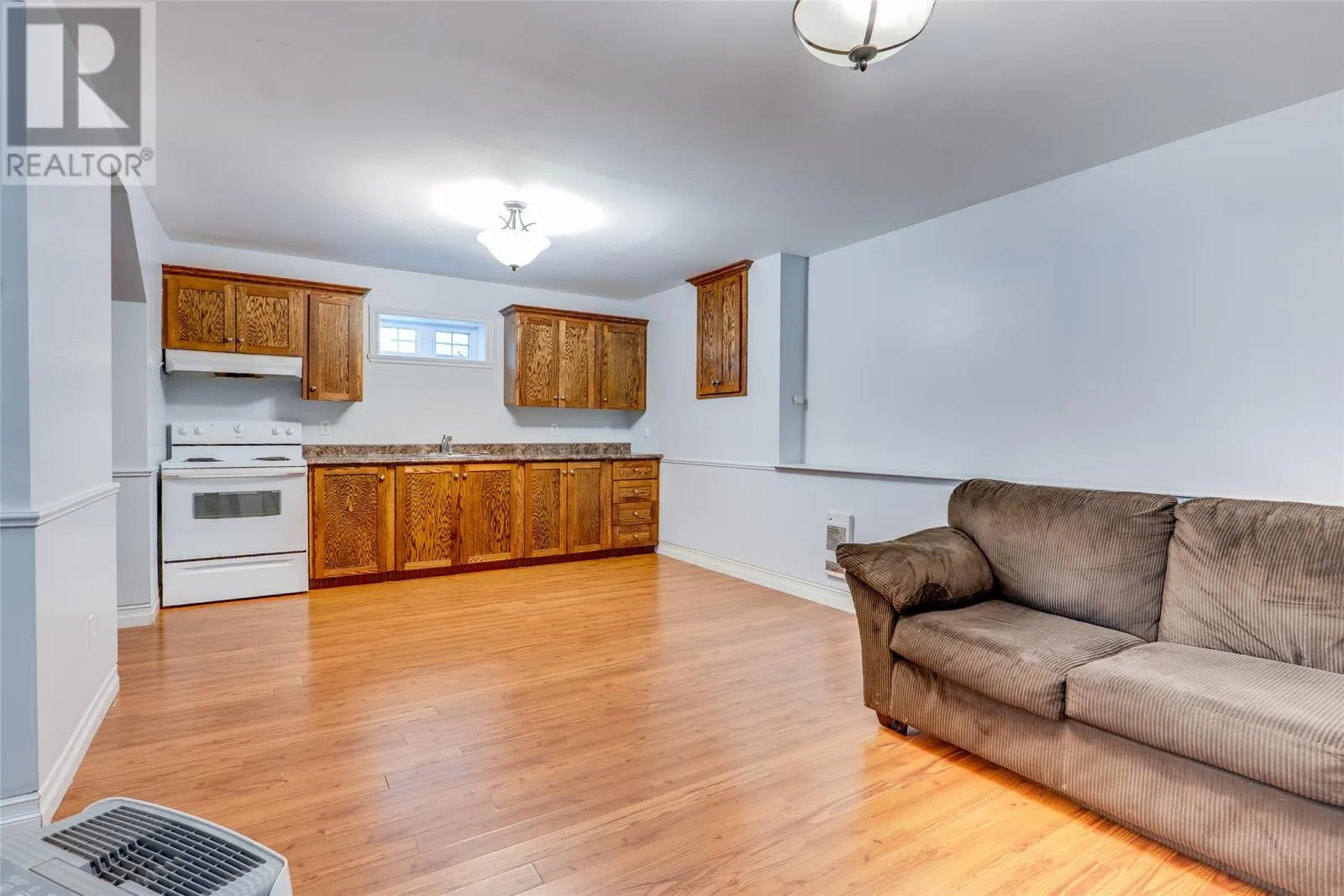 4 Rectory Avenue