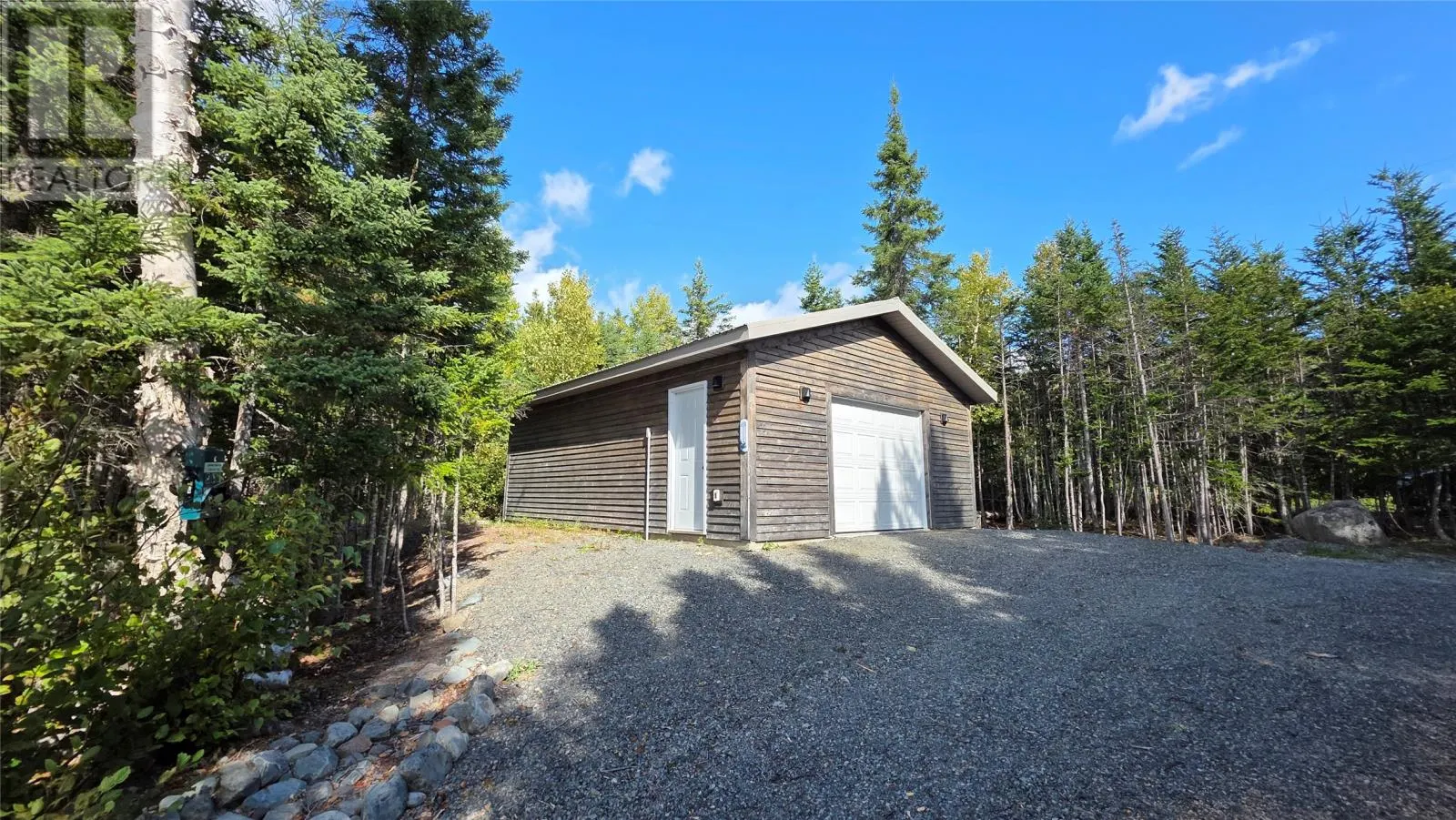 29 Paul's Lake Road