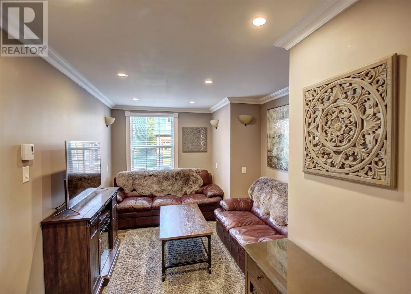 17-21 McDougall Street
