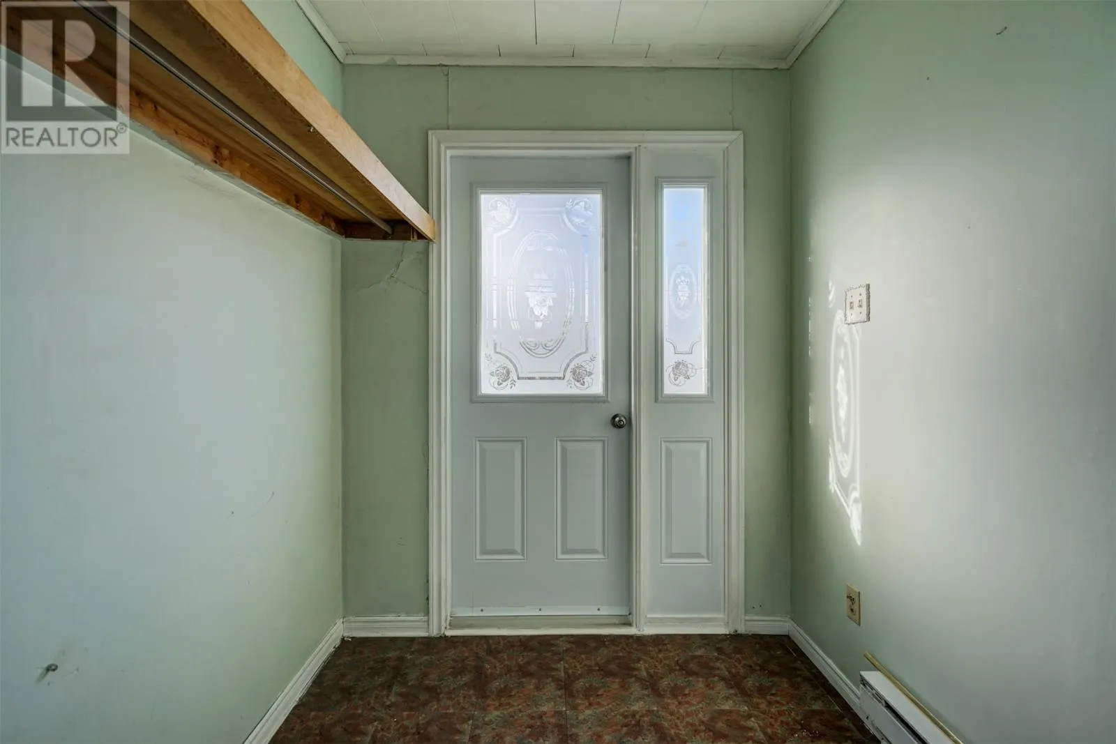 5 Forest Road
