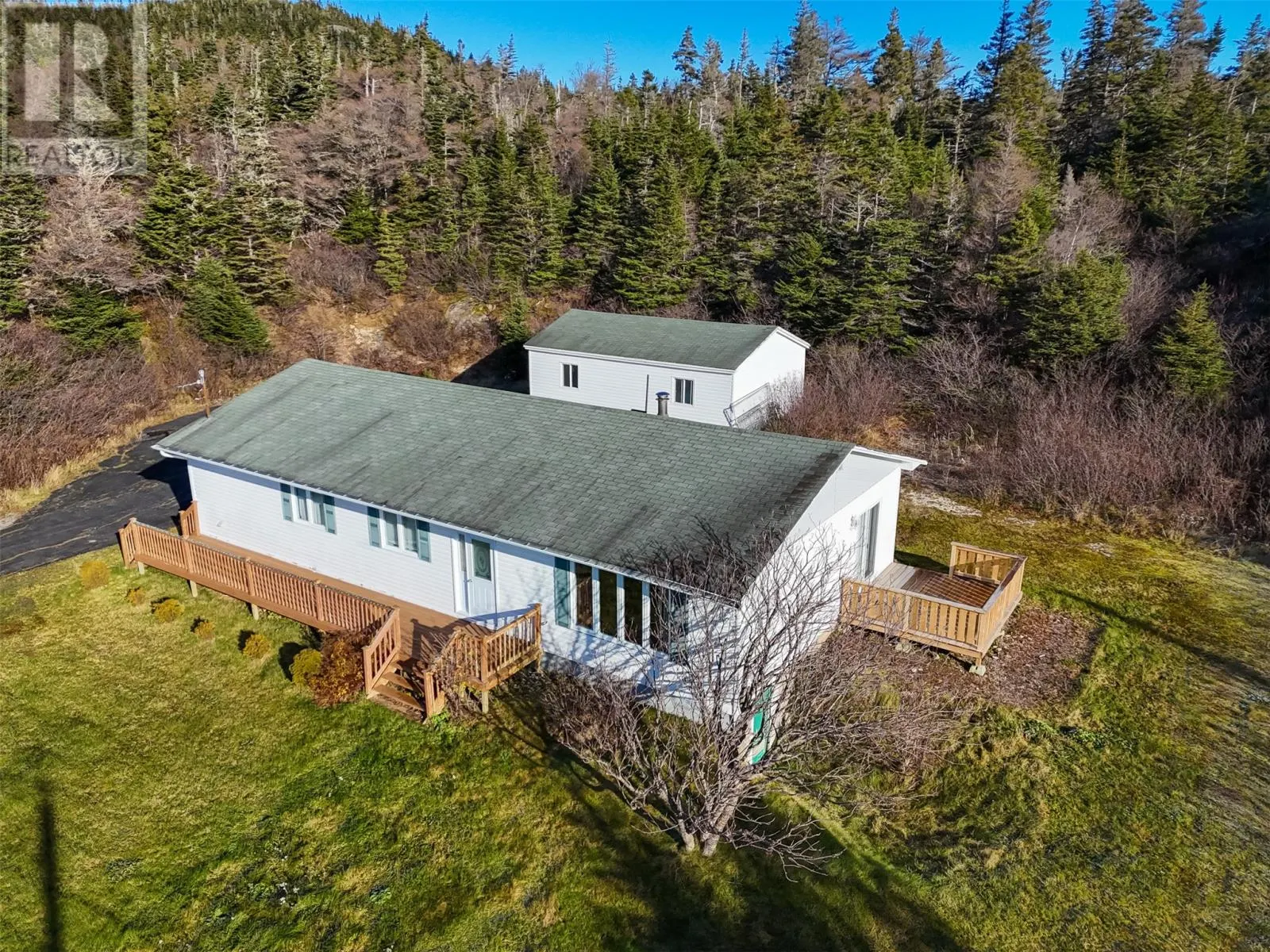5 Forest Road