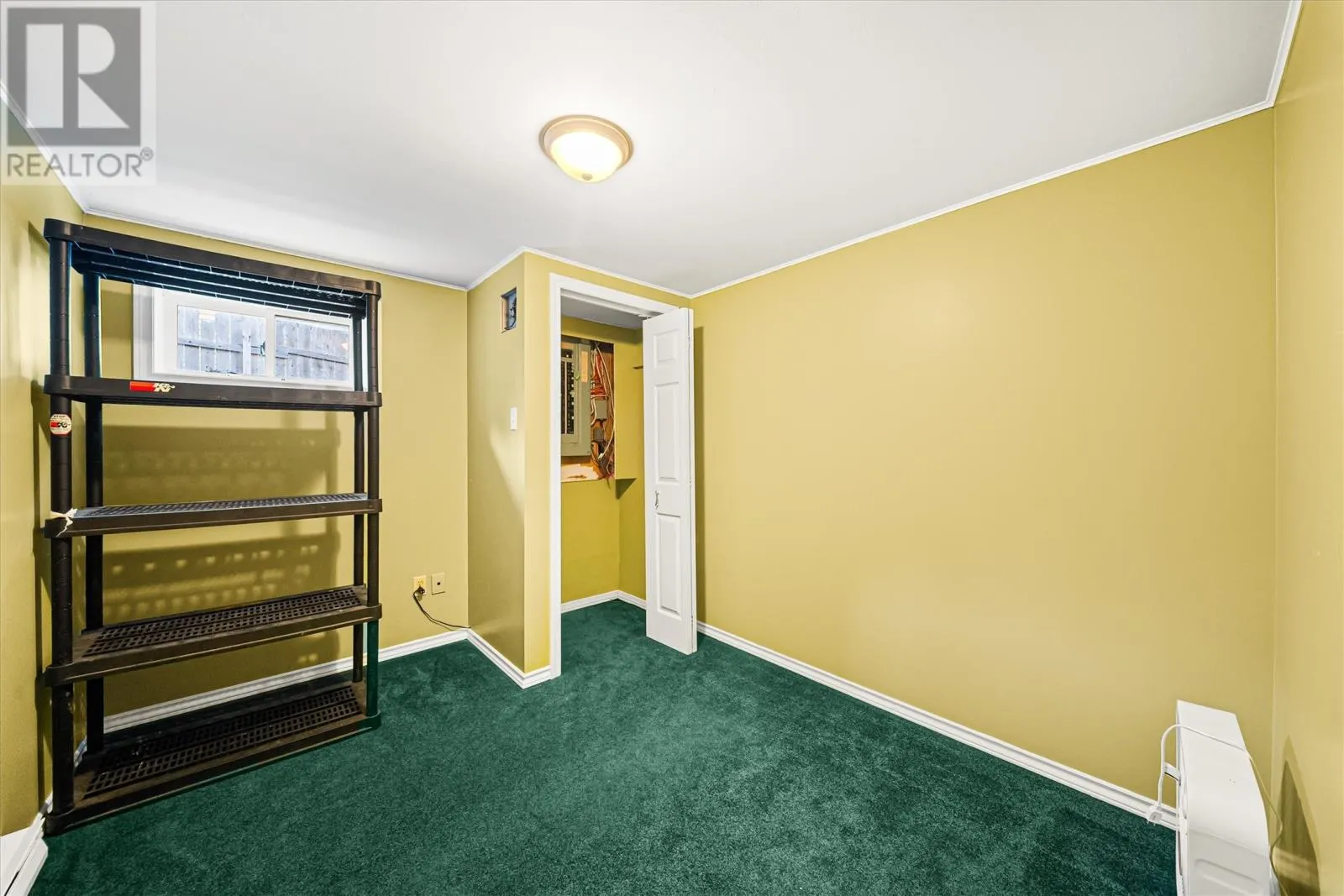 54 Valleyview Crescent