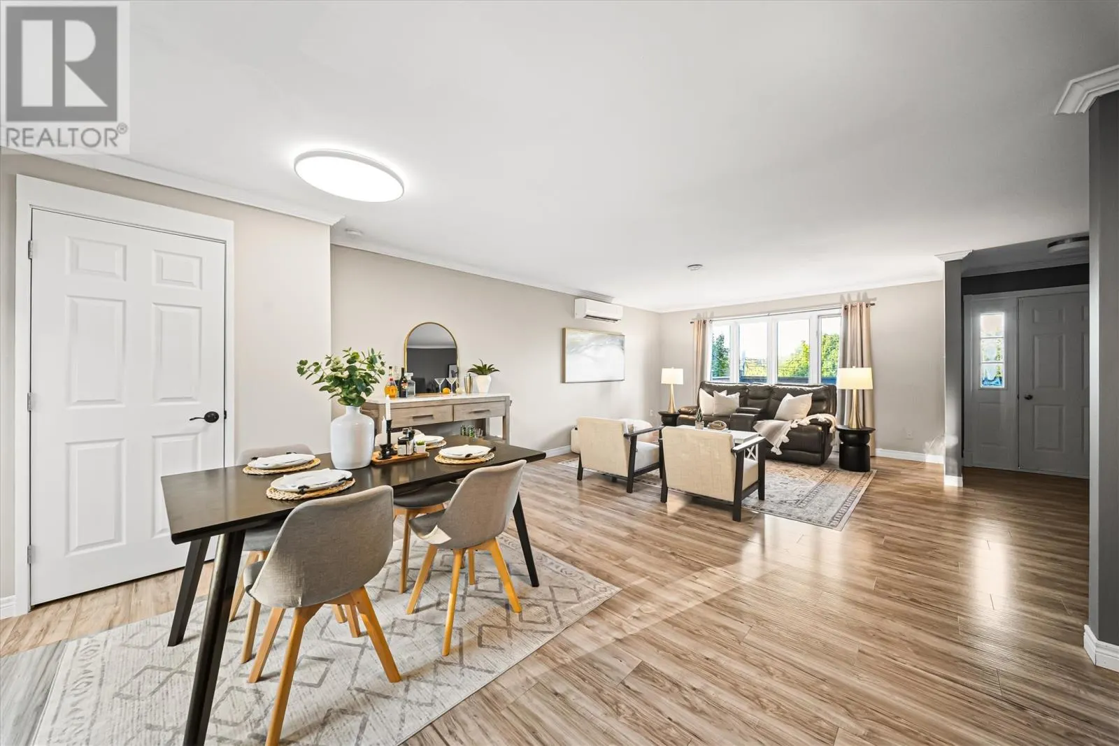 54 Valleyview Crescent