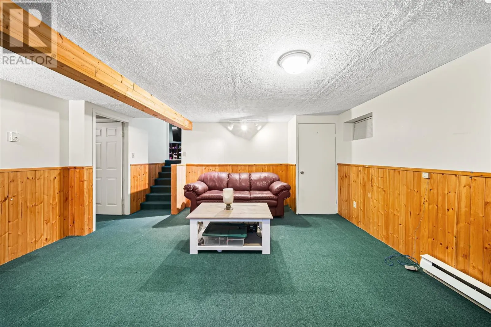 54 Valleyview Crescent
