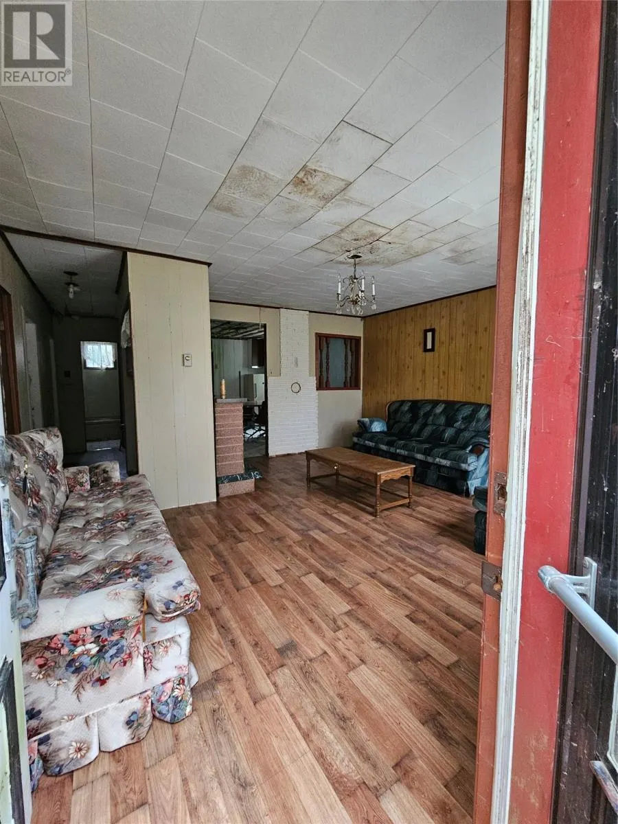 17 Renown Street