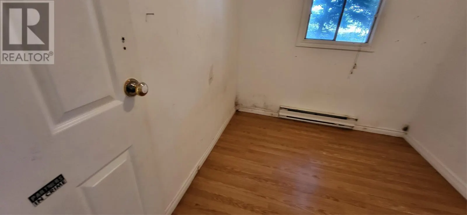 3 Hillside Road