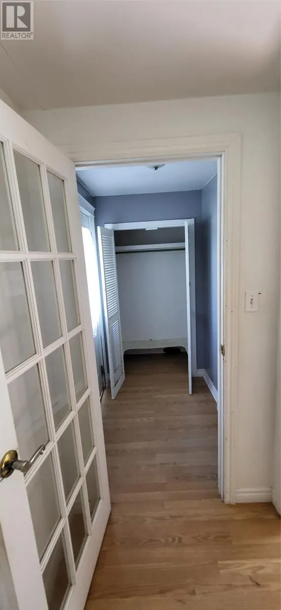 3 Hillside Road