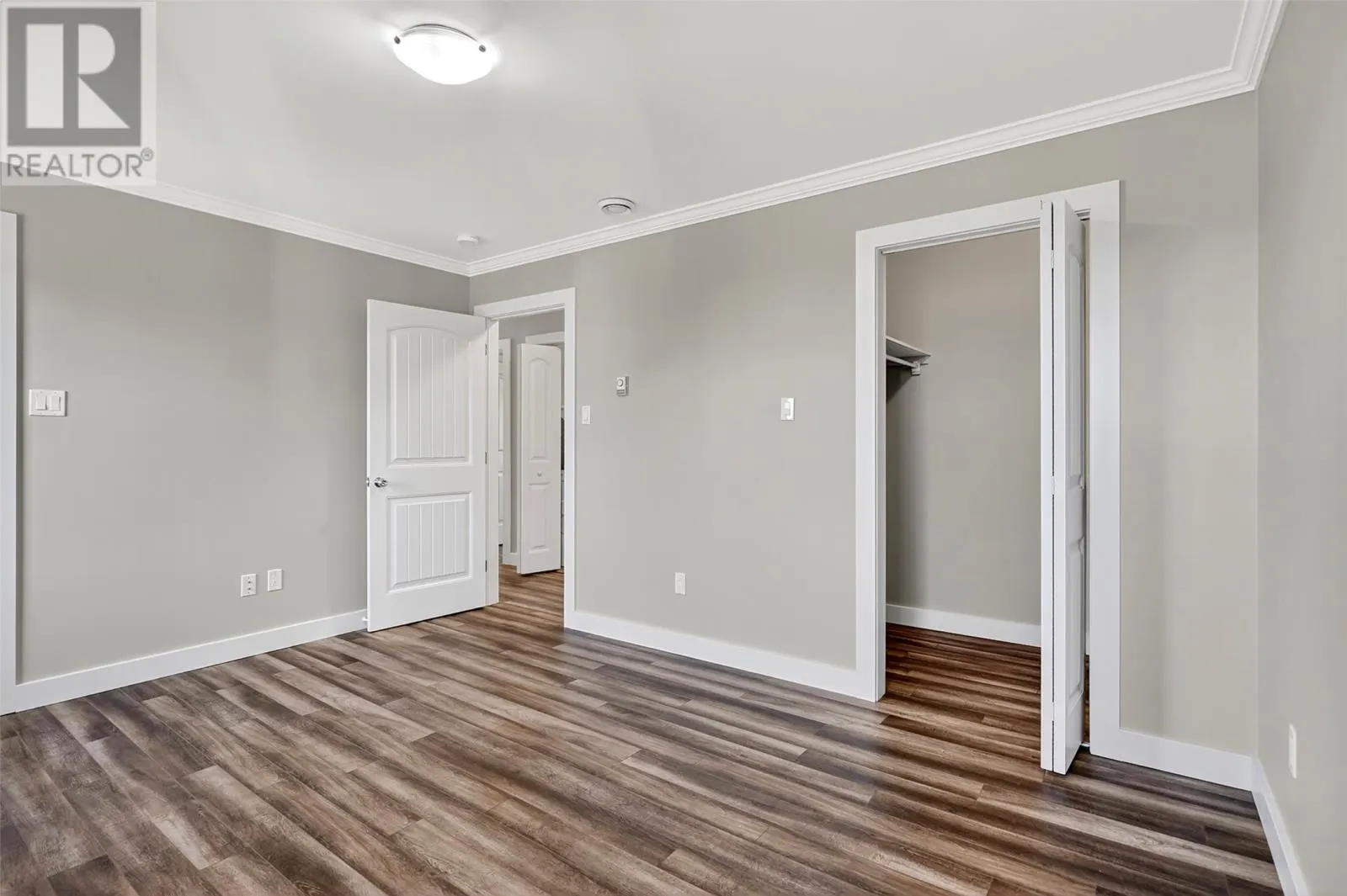 22 Captains Place