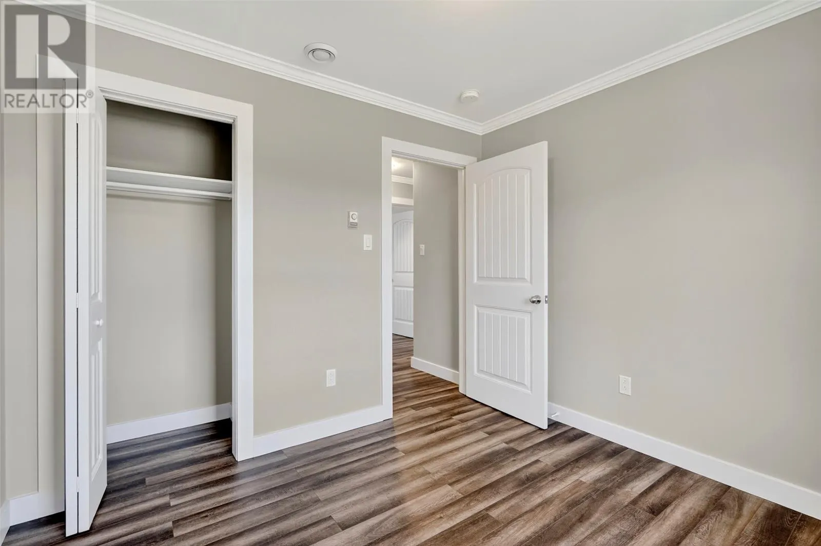 22 Captains Place