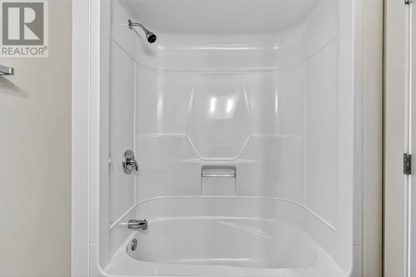 22 Captains Place