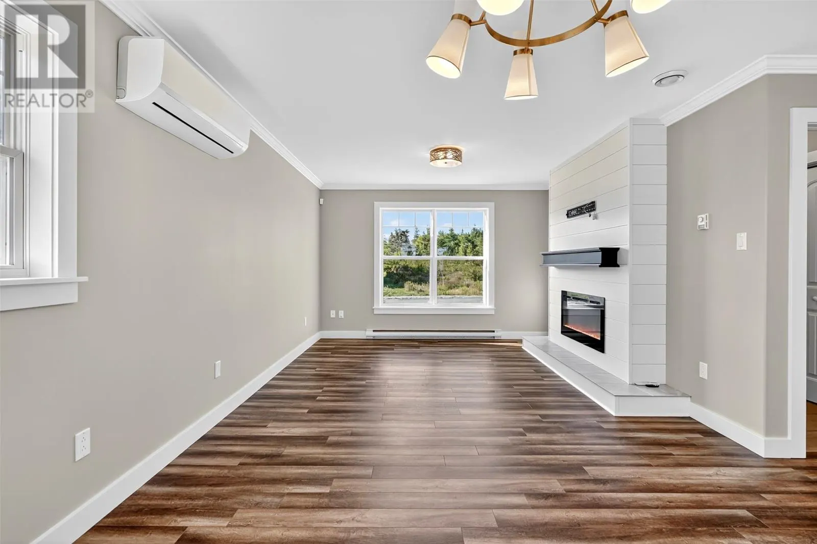 22 Captains Place