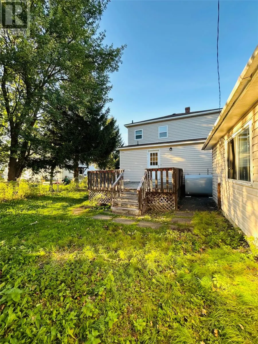 46 Greenwood Avenue
