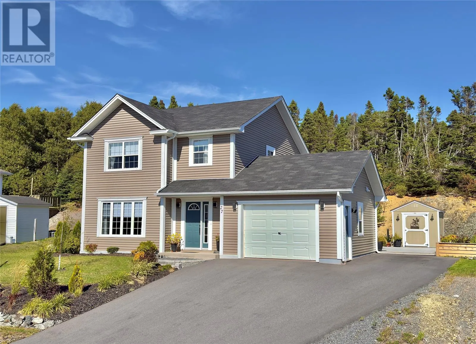 27 THORBURN Place