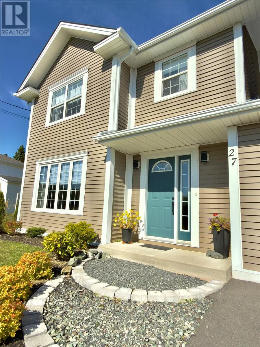 27 THORBURN Place