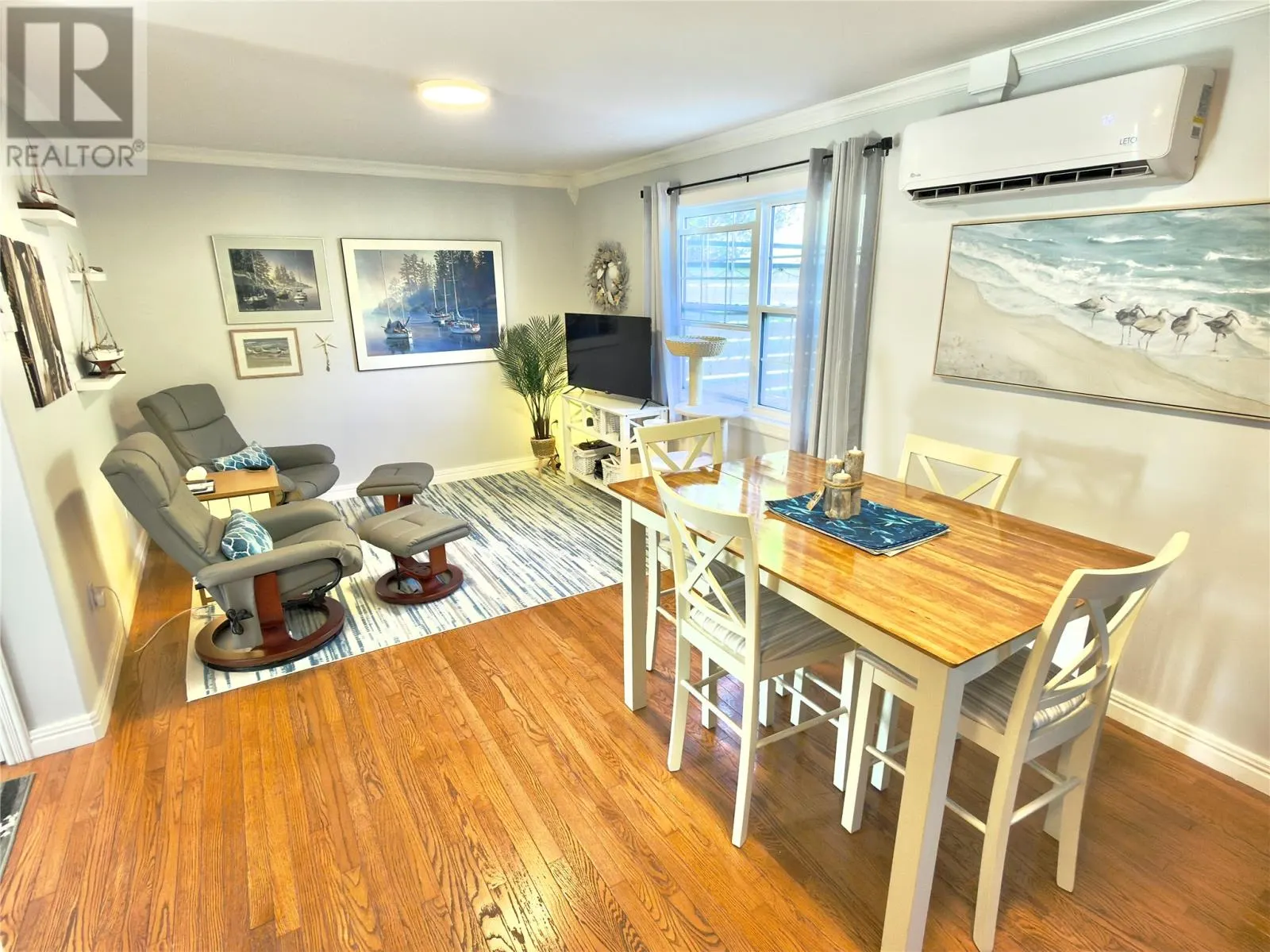 27 THORBURN Place