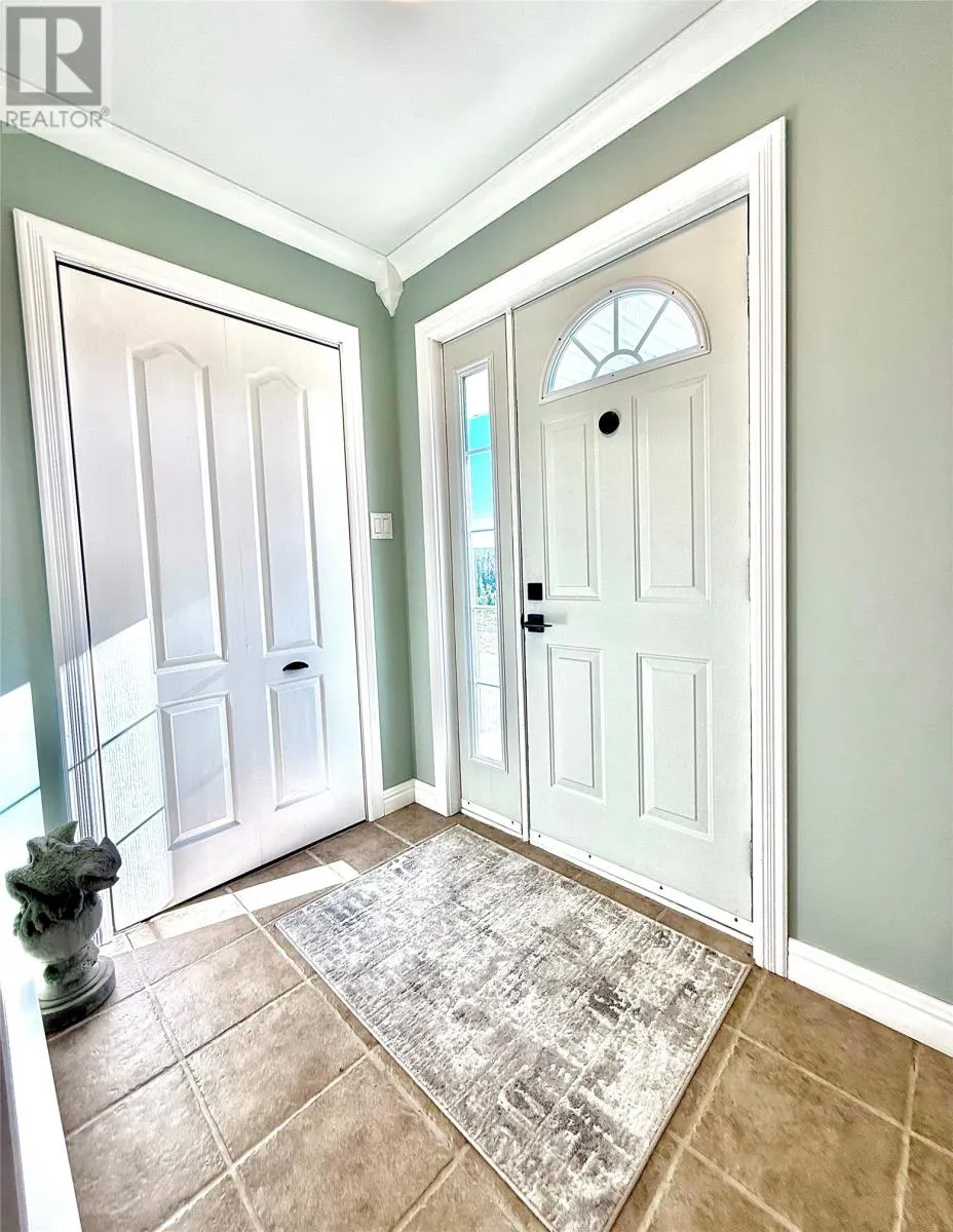 27 THORBURN Place