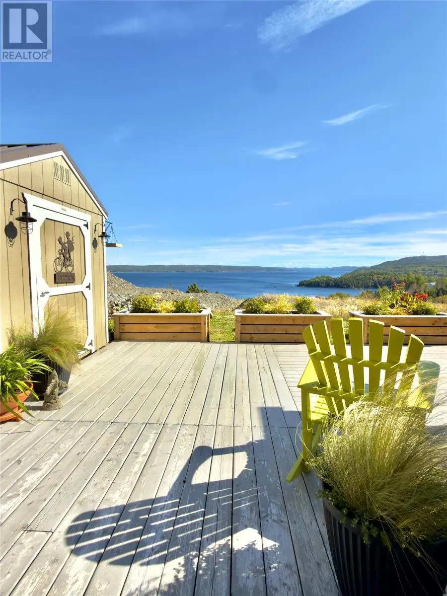 27 THORBURN Place
