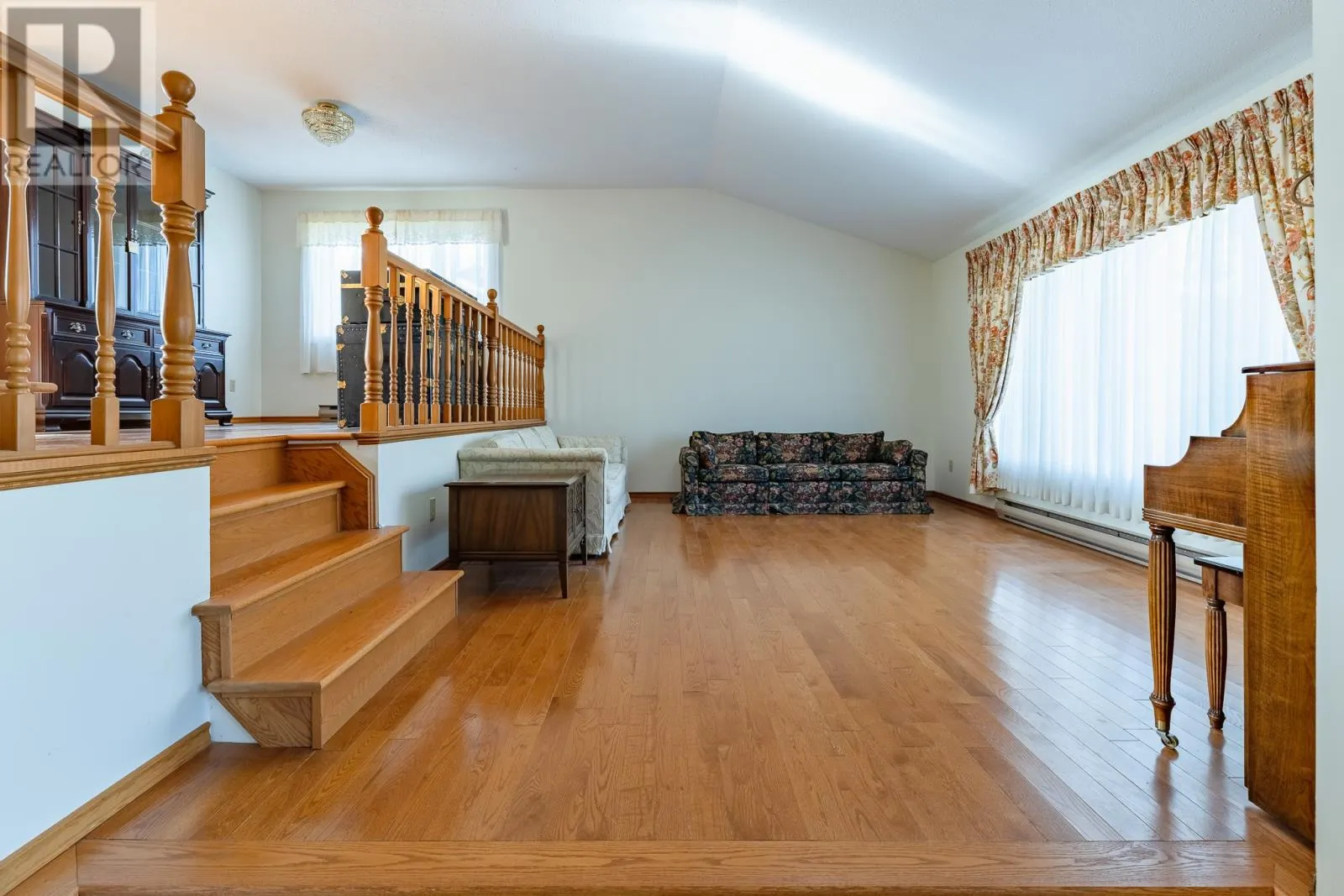 6 MacGregor Place