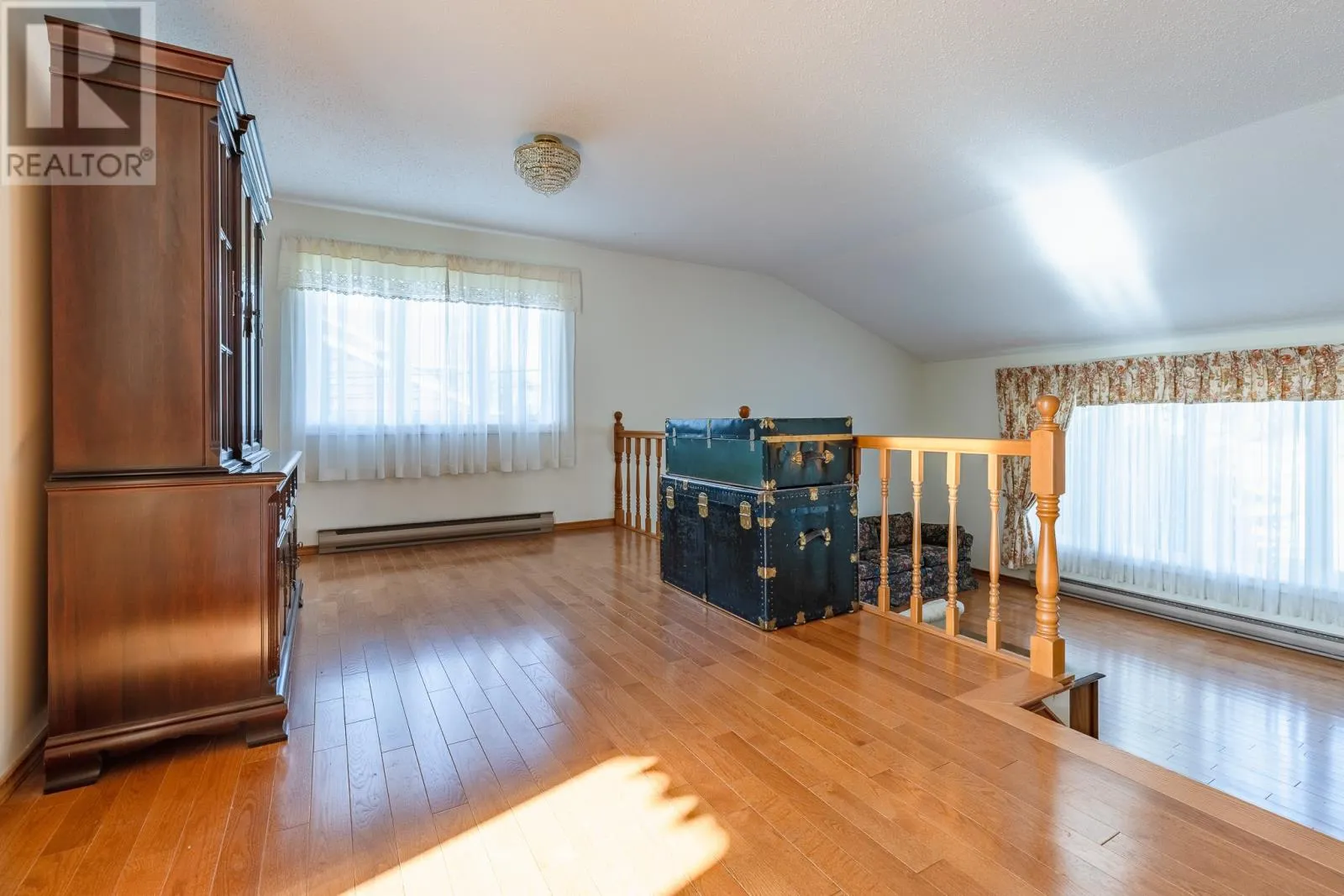6 MacGregor Place