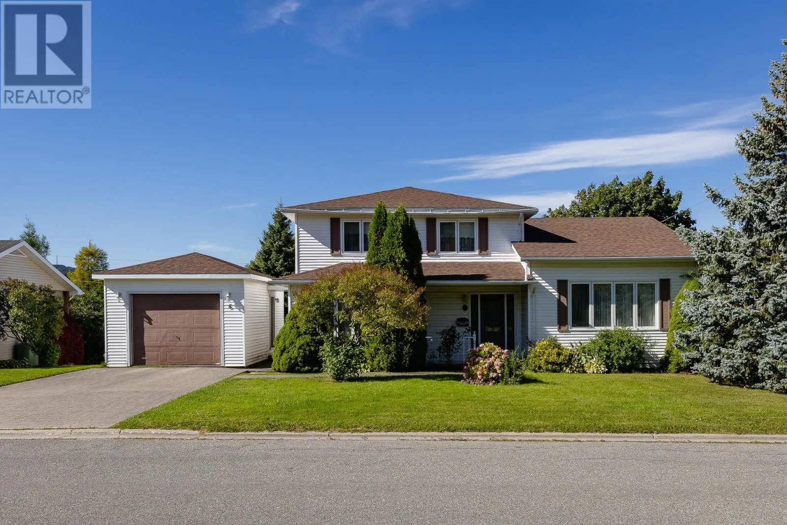 6 MacGregor Place